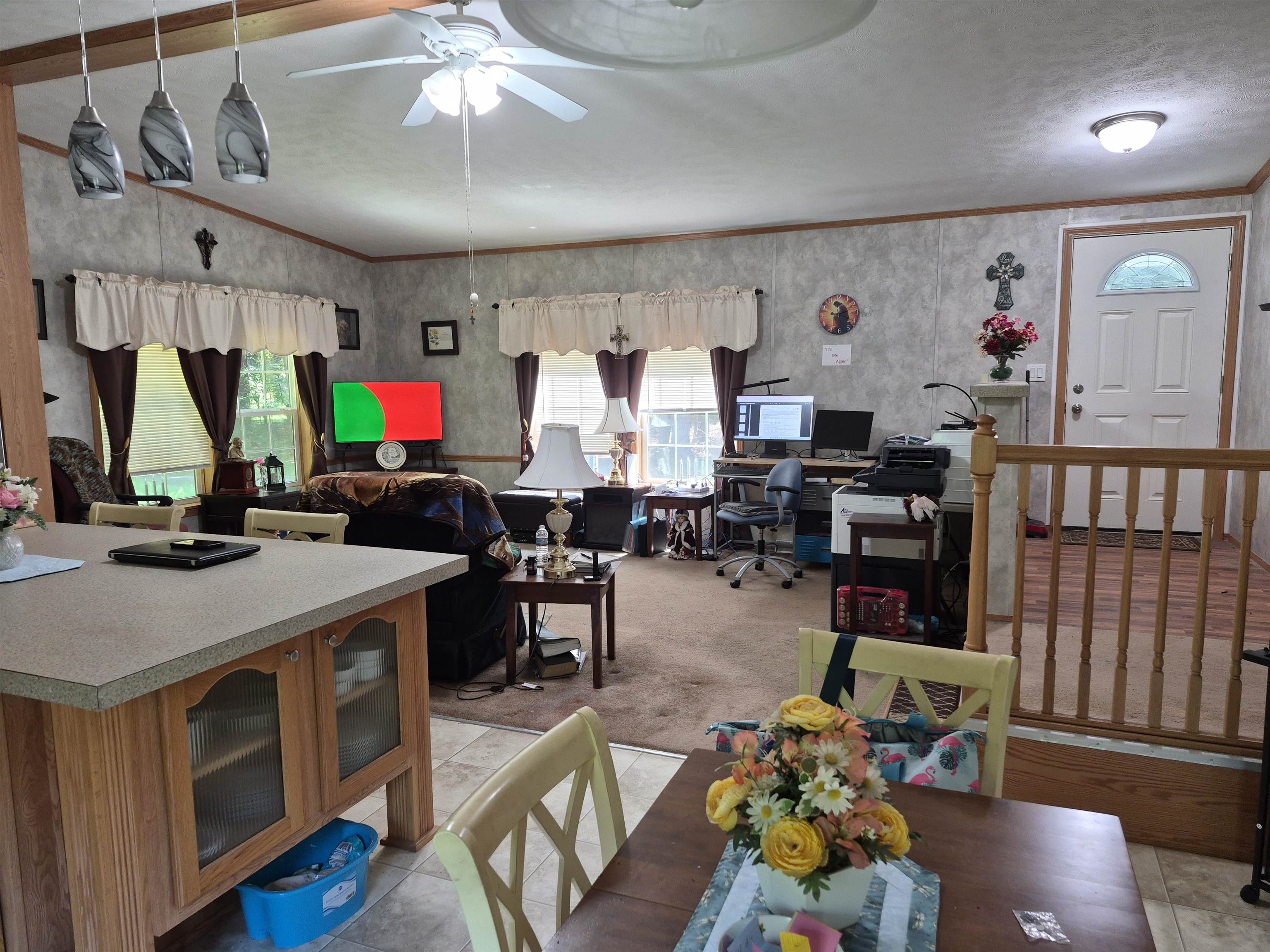 Living Room from the Kitchen 25797432