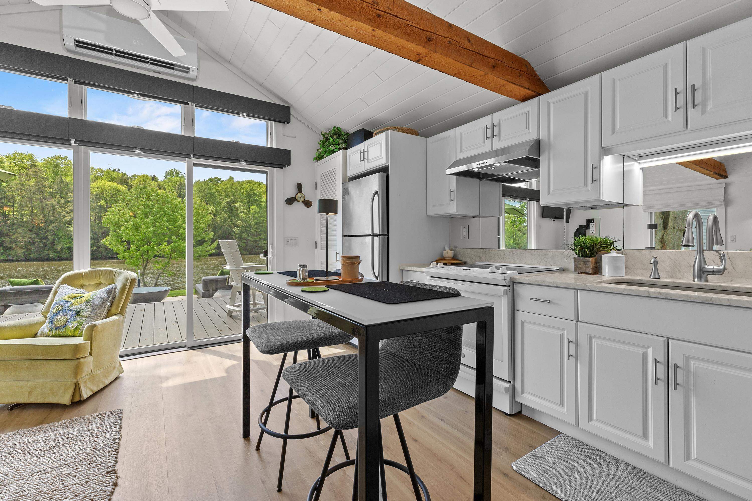 31 - 37 River Cottage Ln, Orford, NH 03777