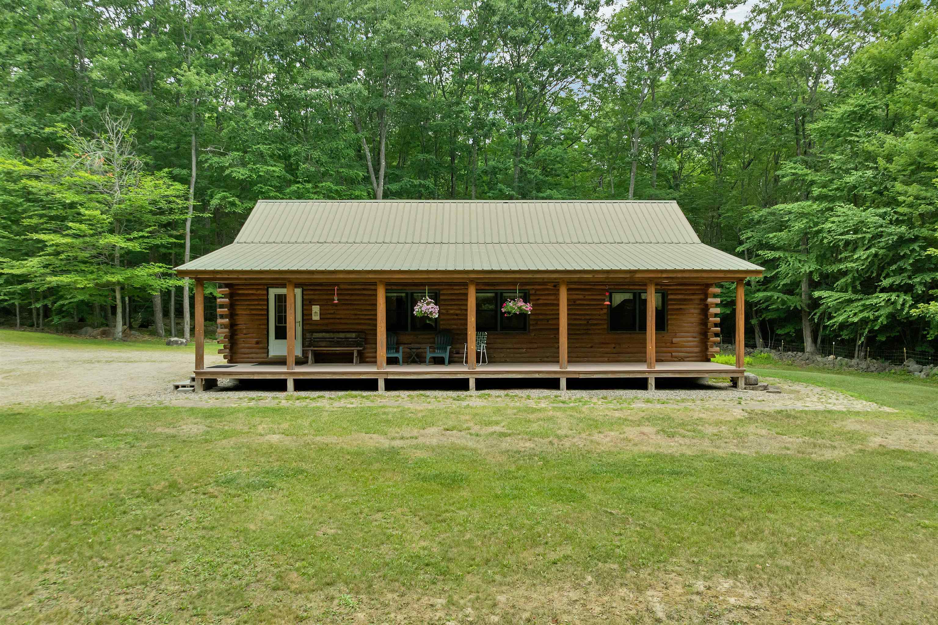 15 Neal Hill Rd, Wolfeboro, NH 03894