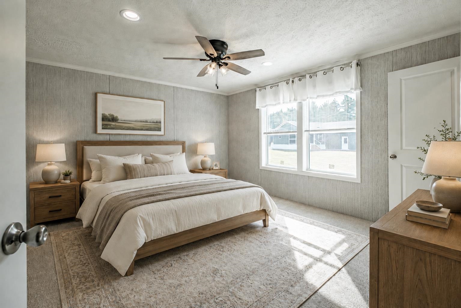 60 Diamondback Dr, Rochester, NH 03868