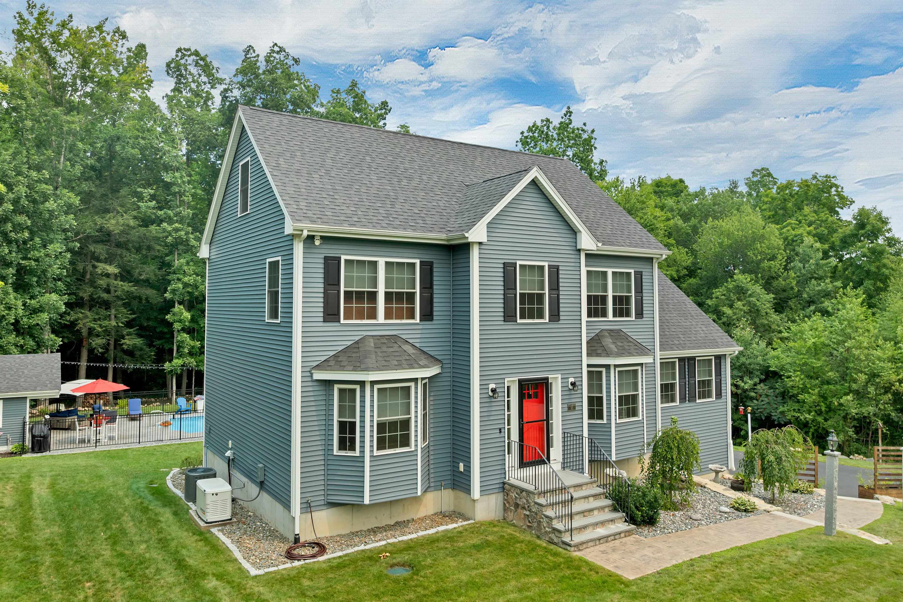 95 Olde Bridge Ln #20-26-38 &39, Epping, NH 03042