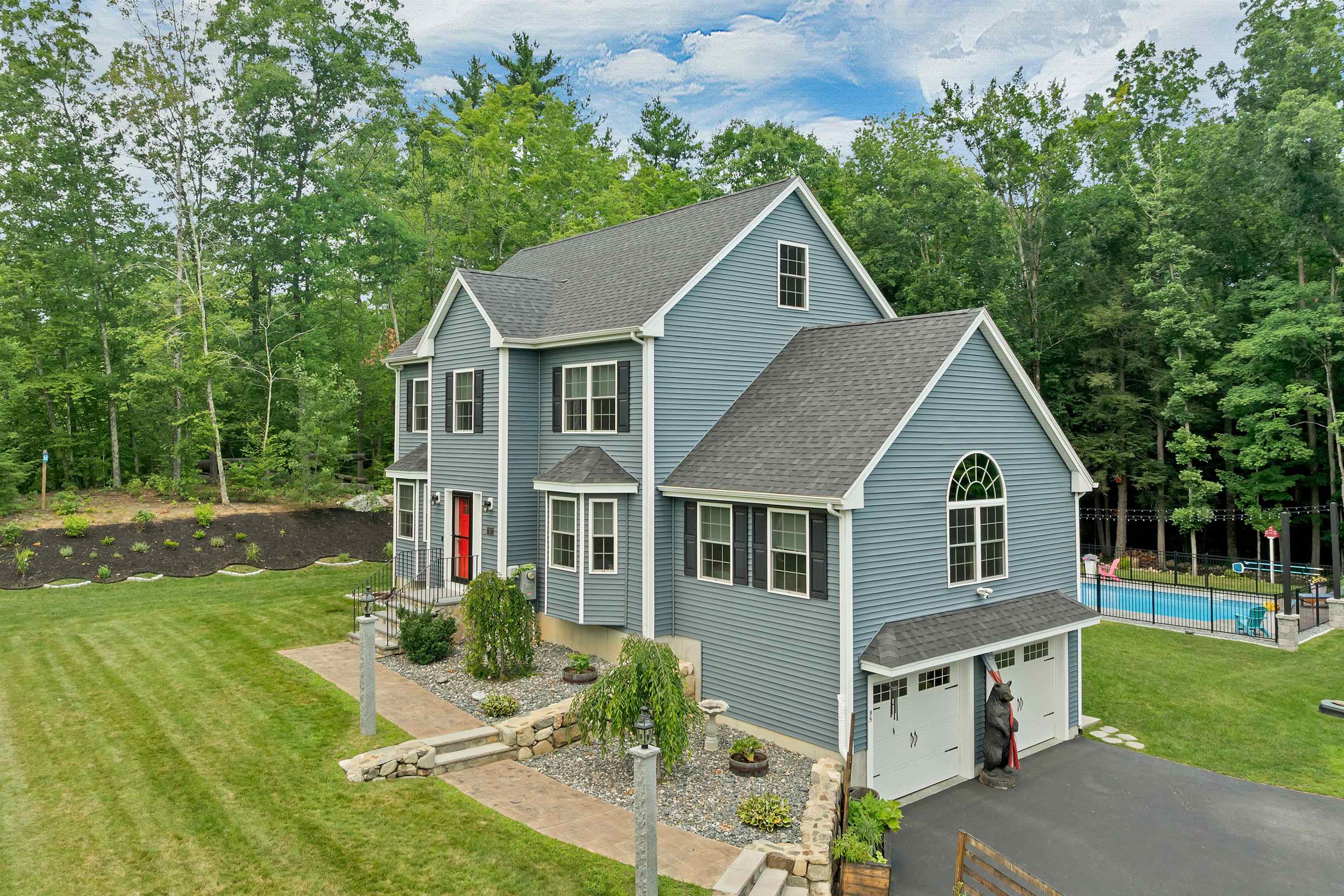 95 Olde Bridge Ln #20-26-38 &39, Epping, NH 03042