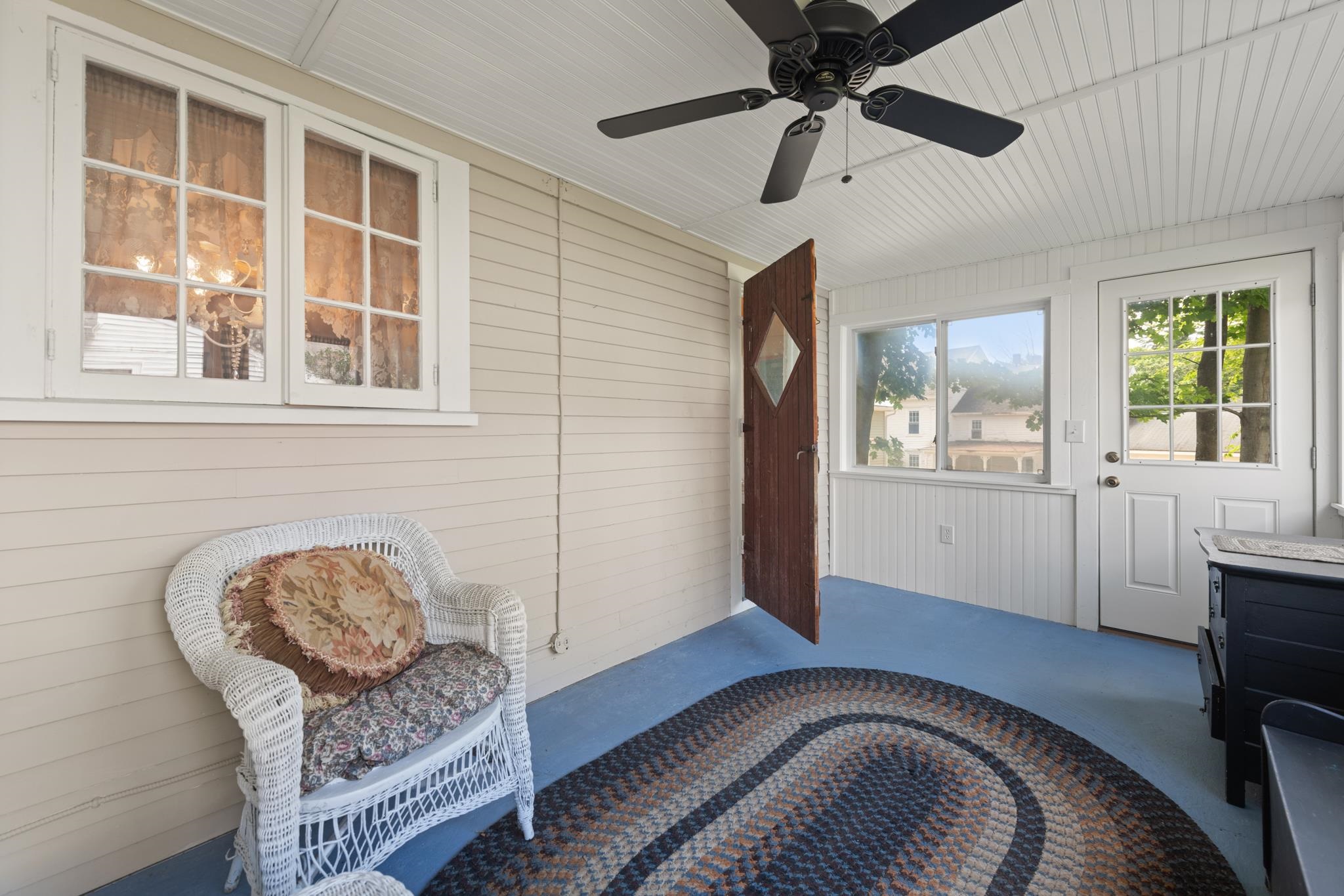 34 Pearl St, Franklin, NH 03235