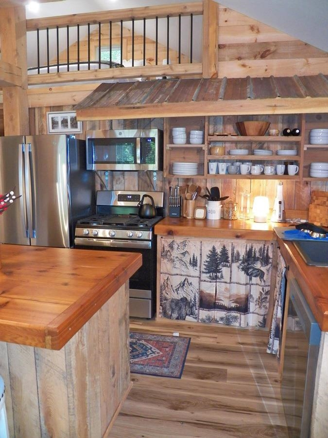 116 Beaver Lake Dr, Stoddard, NH 03464