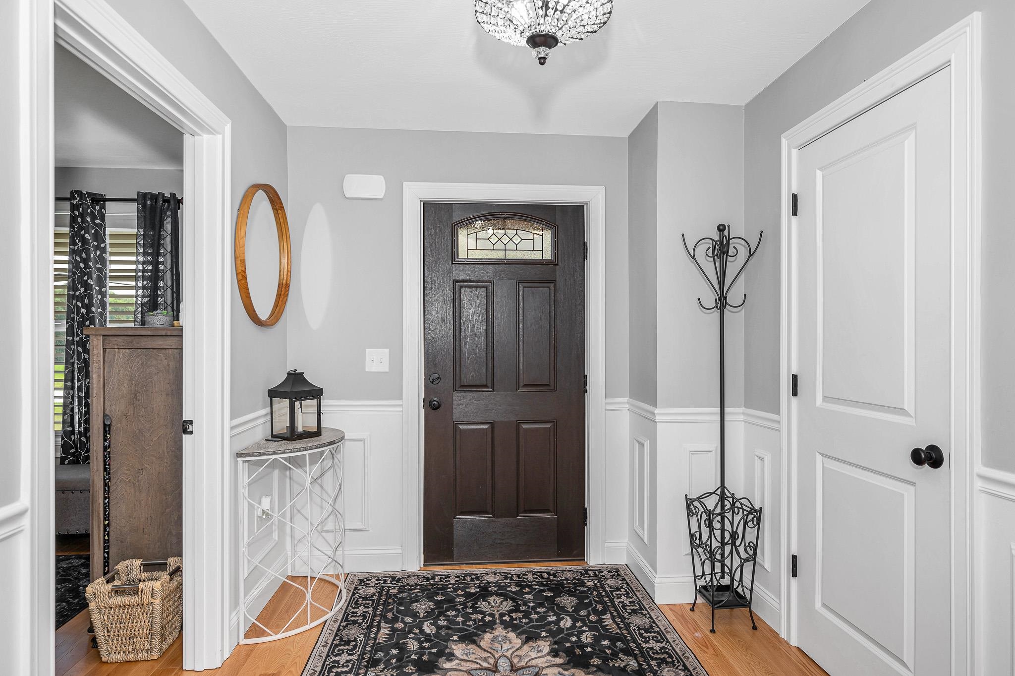 289B Webster St #B, Hudson, NH 03051