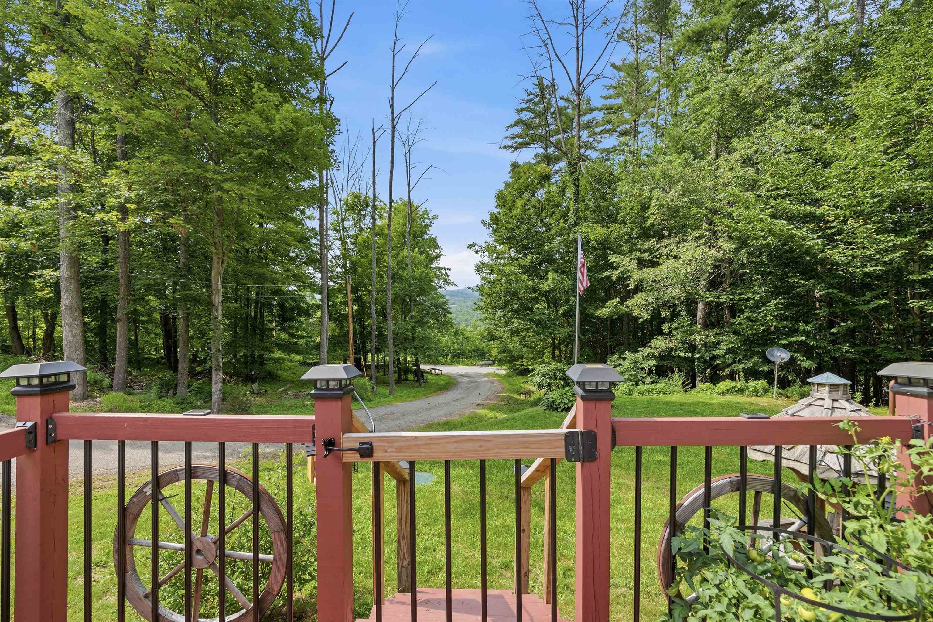 314 Old Bristol Rd, New Hampton, NH 03256