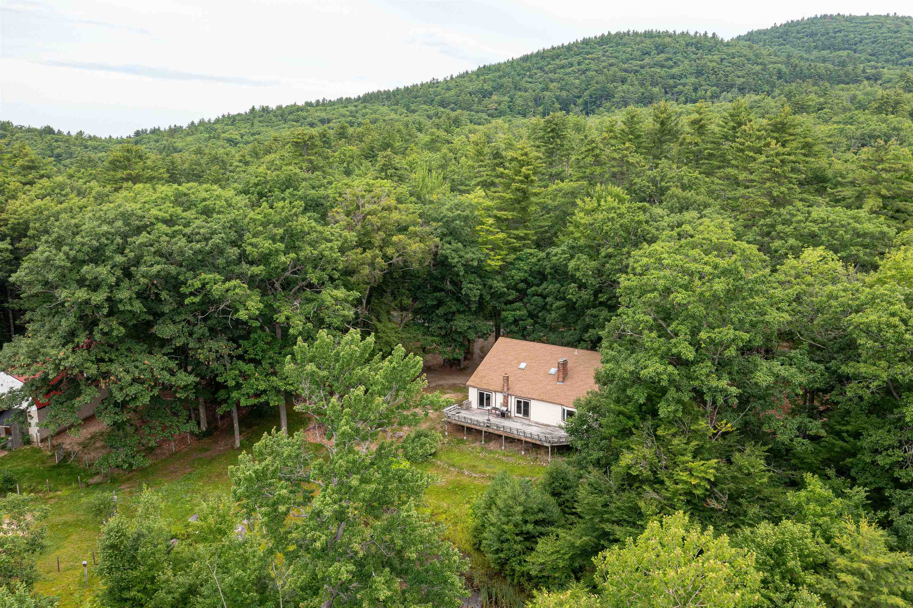 90 Champion Hill Rd, Effingham, NH 03882