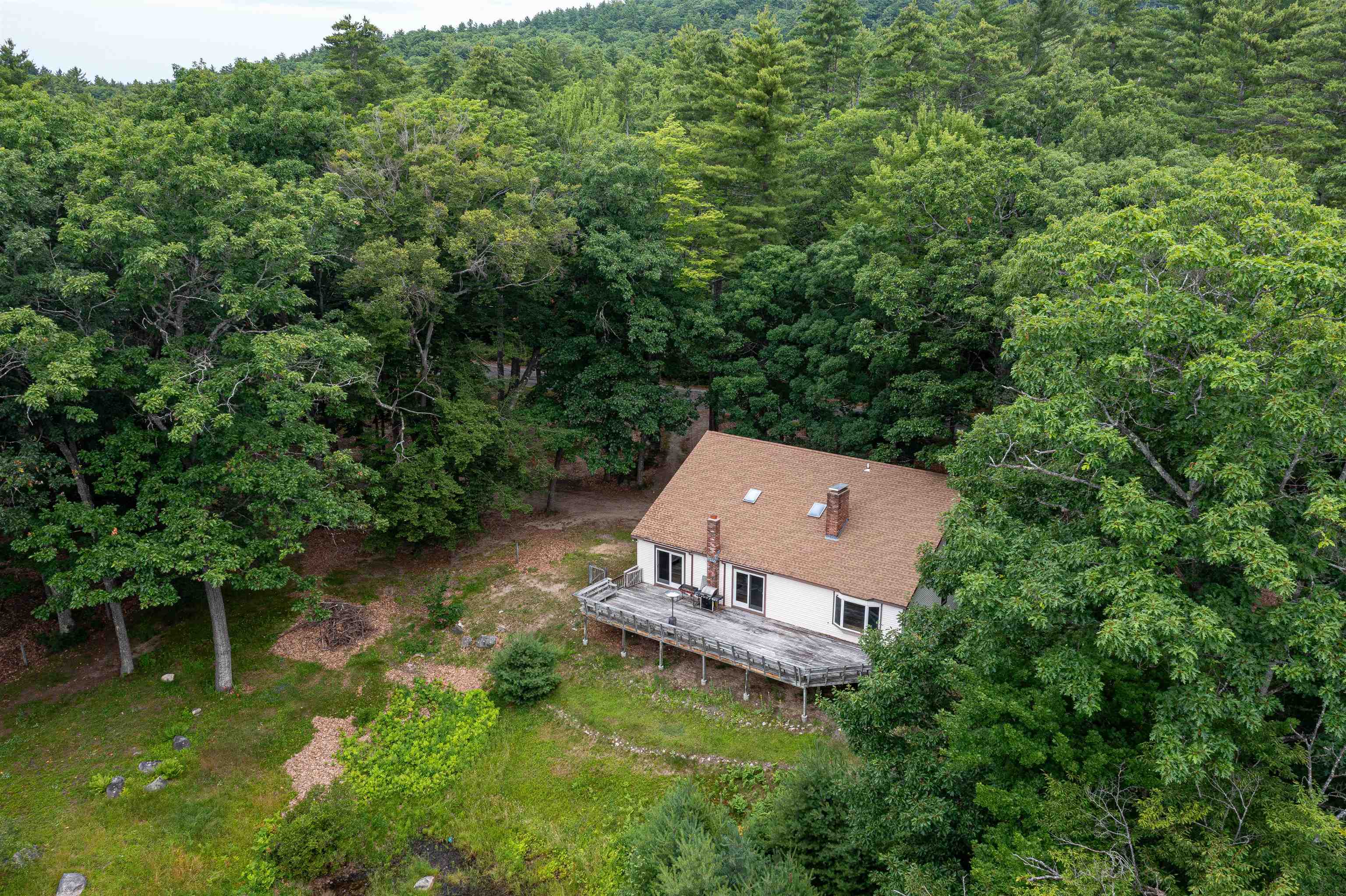 90 Champion Hill Rd, Effingham, NH 03882