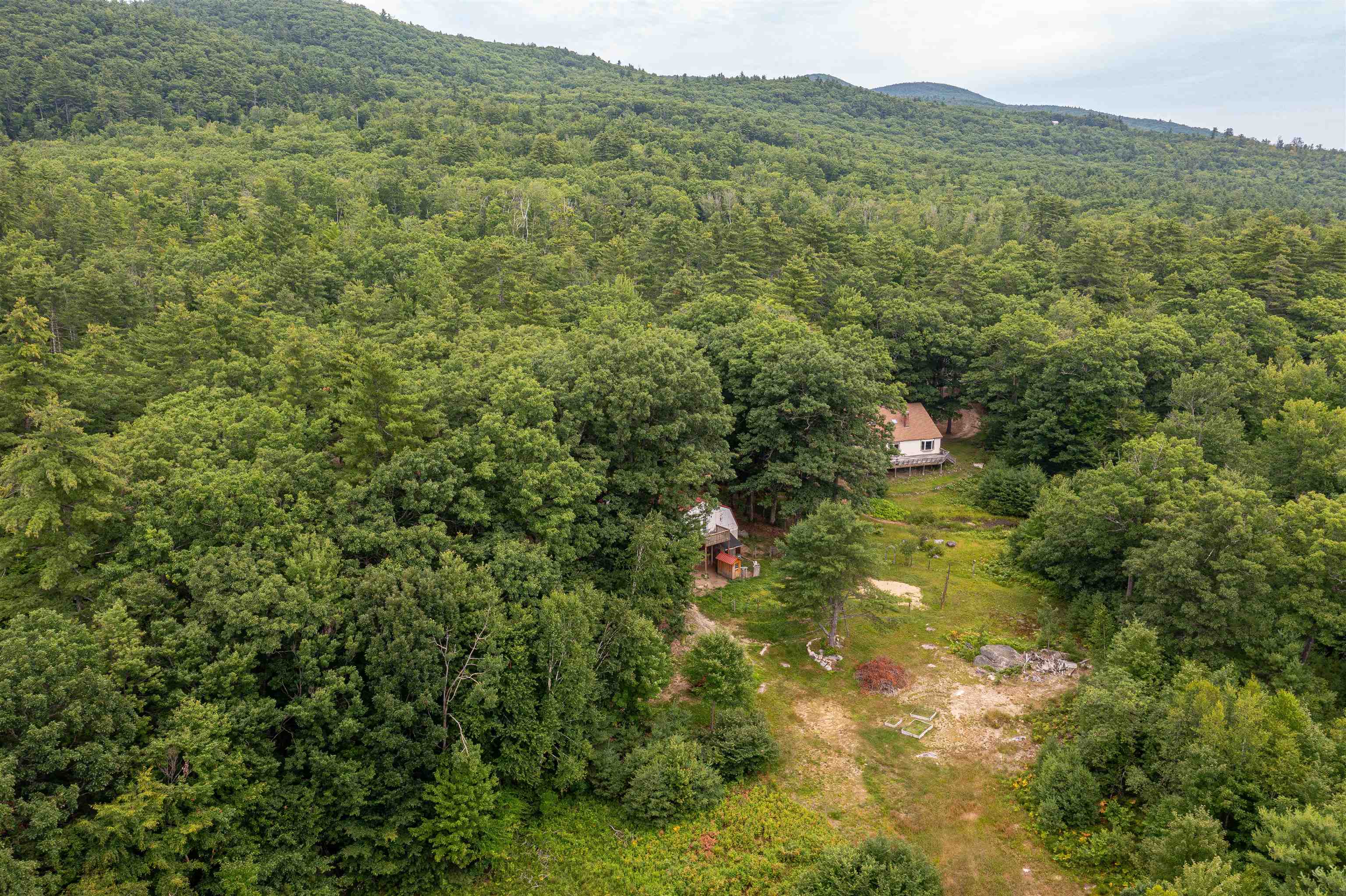 82 Champion Hill Rd, Effingham, NH 03882