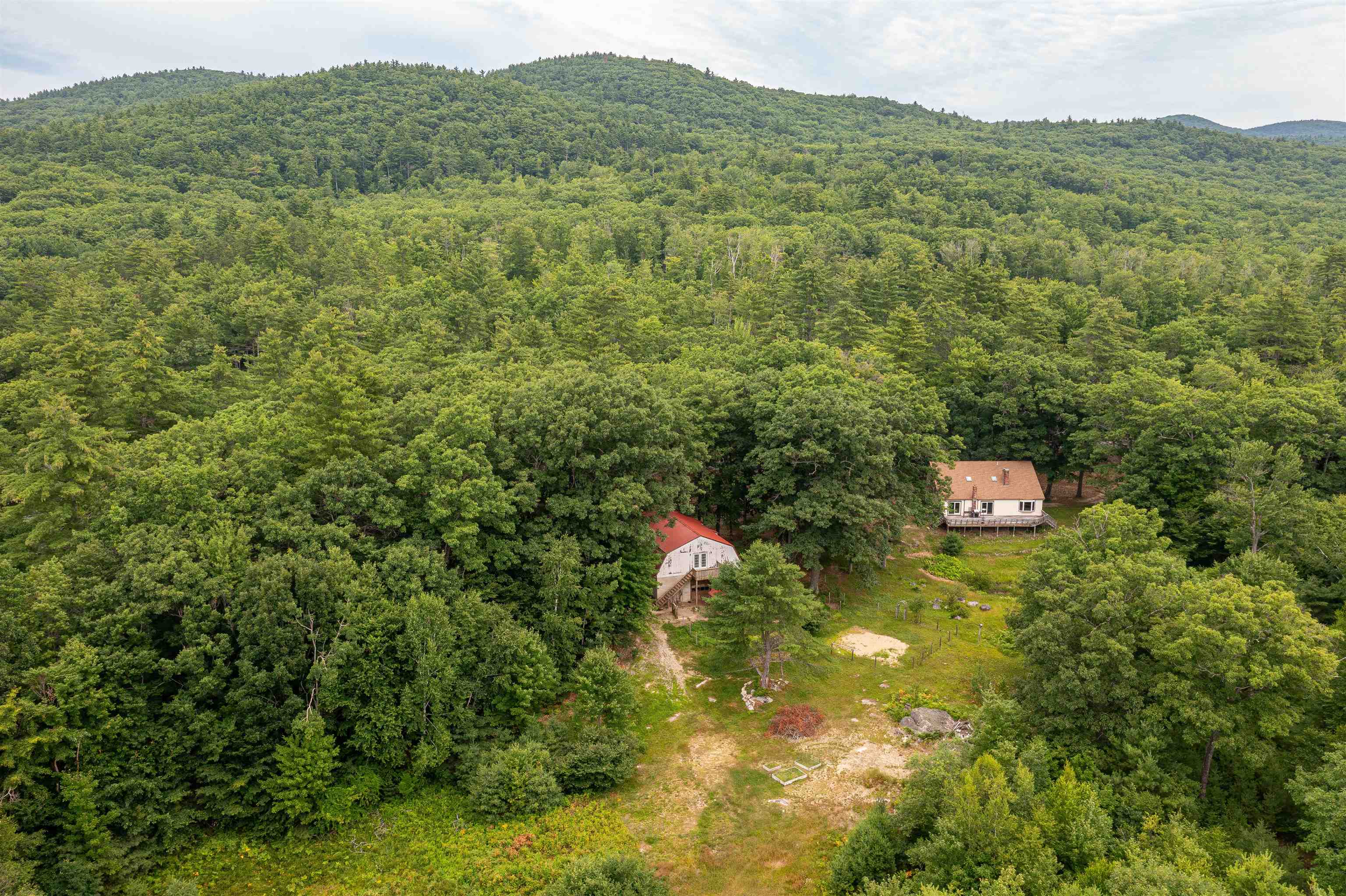 82 Champion Hill Rd, Effingham, NH 03882