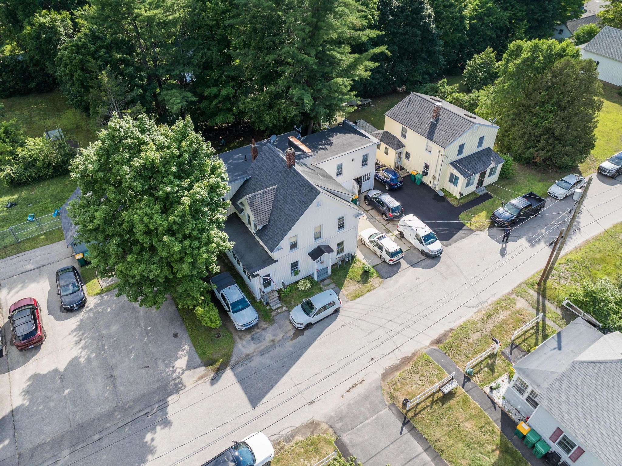 11 Cleveland St, Rochester, NH 03867