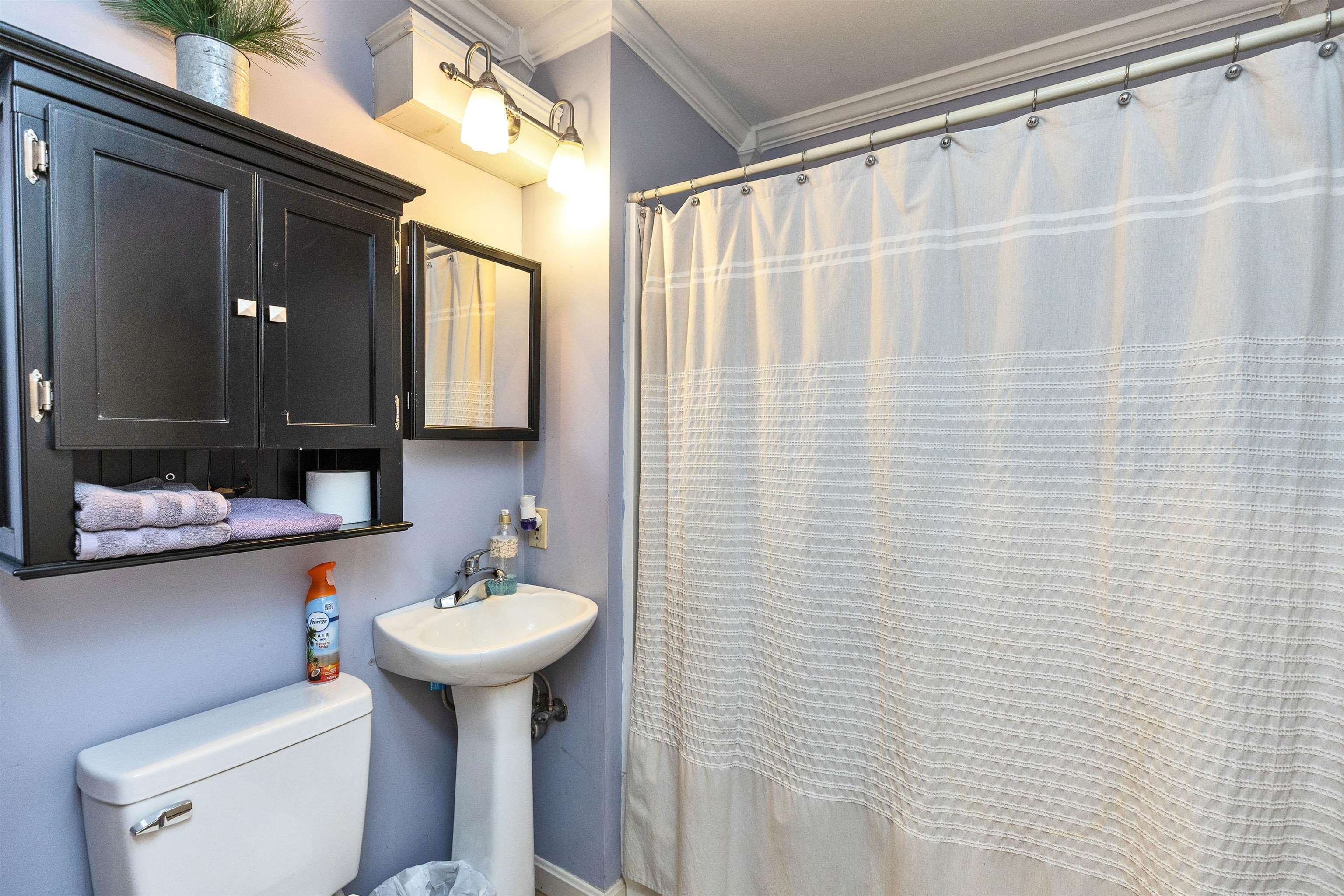 74 Spring Rd, Amherst, NH 03031