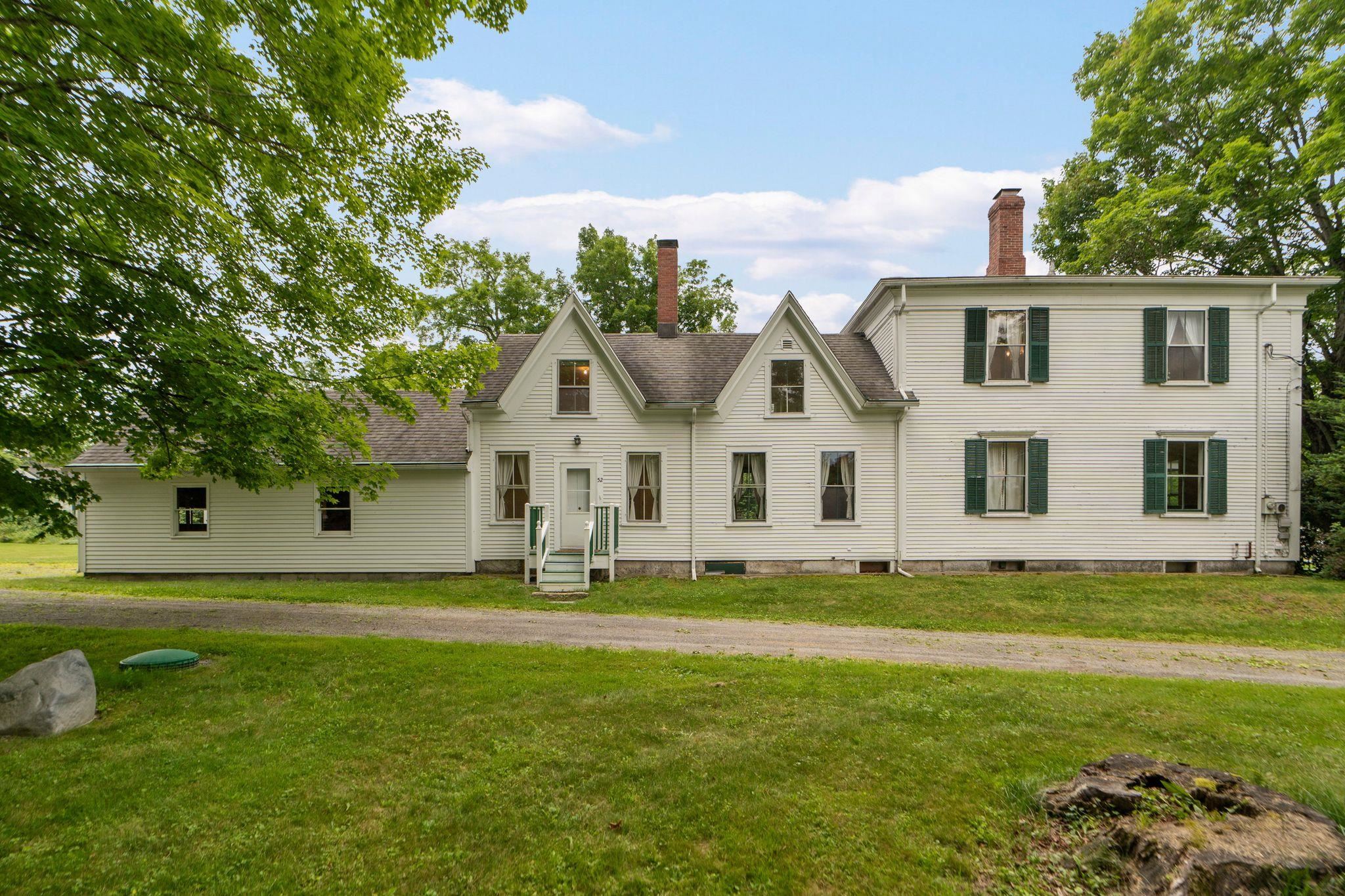 52 School St, Haverhill, NH 03765
