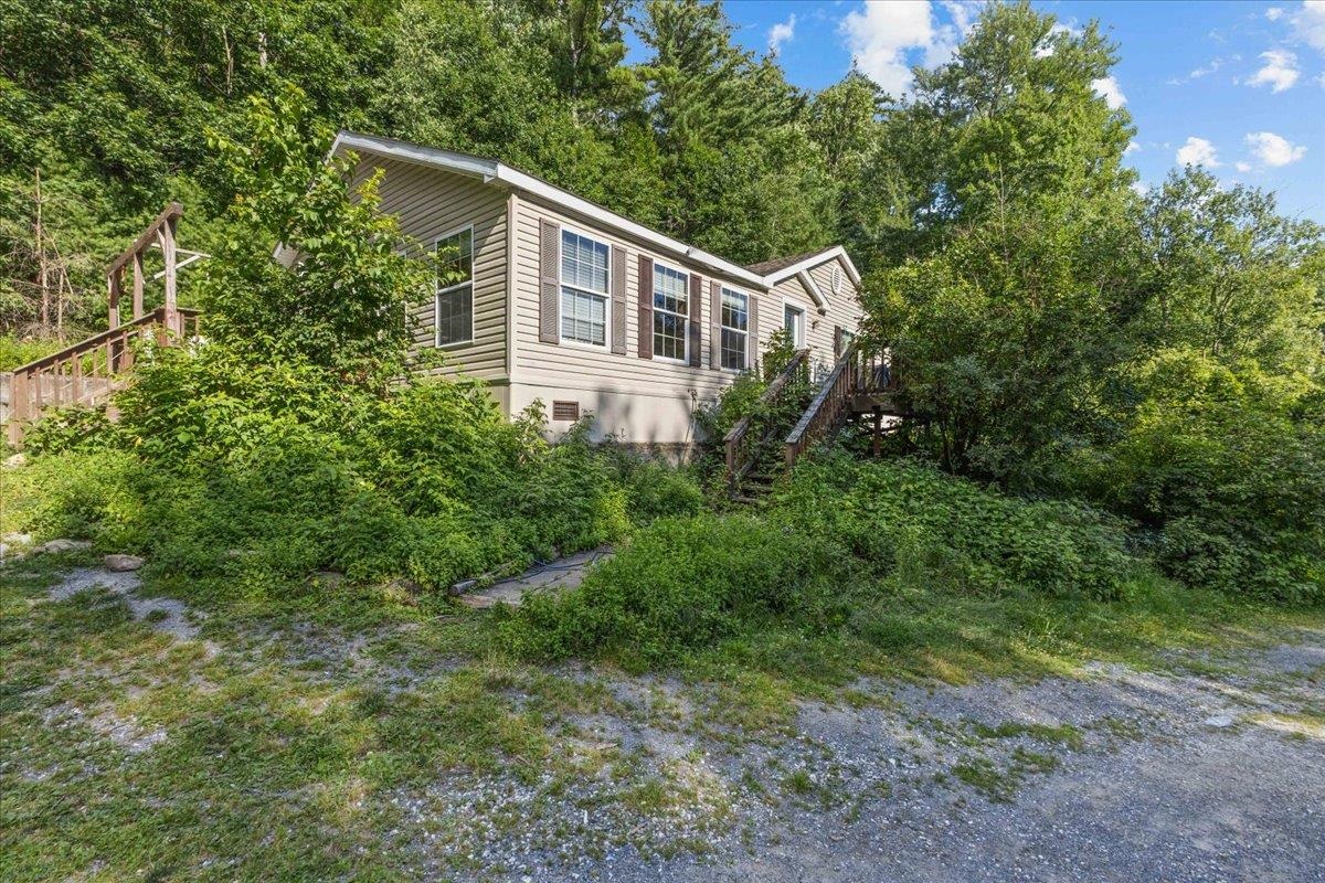 Photo 2 of Manufactured home for sale at 525 Christmas Ln, Williston, VT 05495 | MLS# 5100728 | Listing updated on 2026-09-16