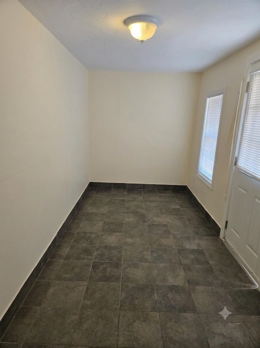 12 E Side Dr #1, Concord, NH 03301