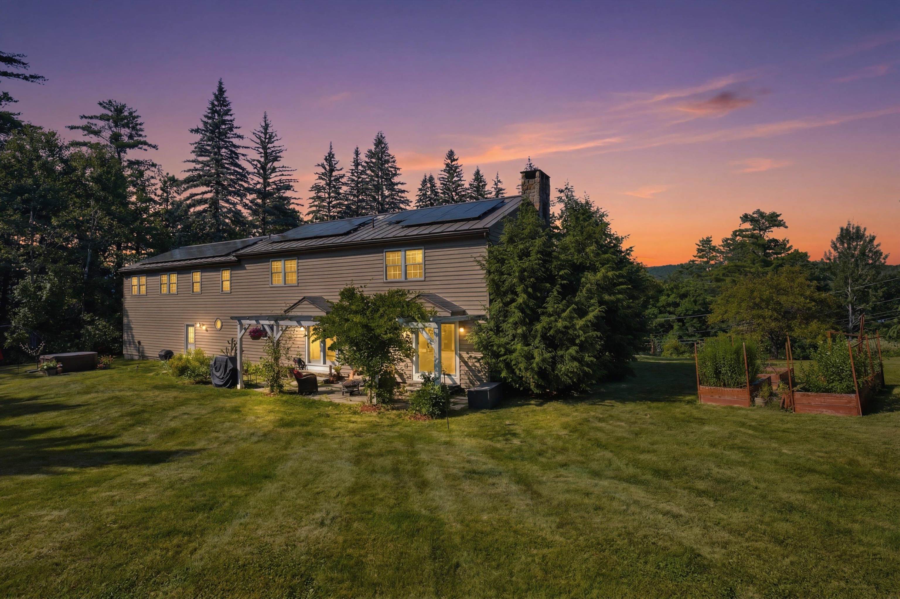 32 Buckingham Pl, Lebanon, NH 03766