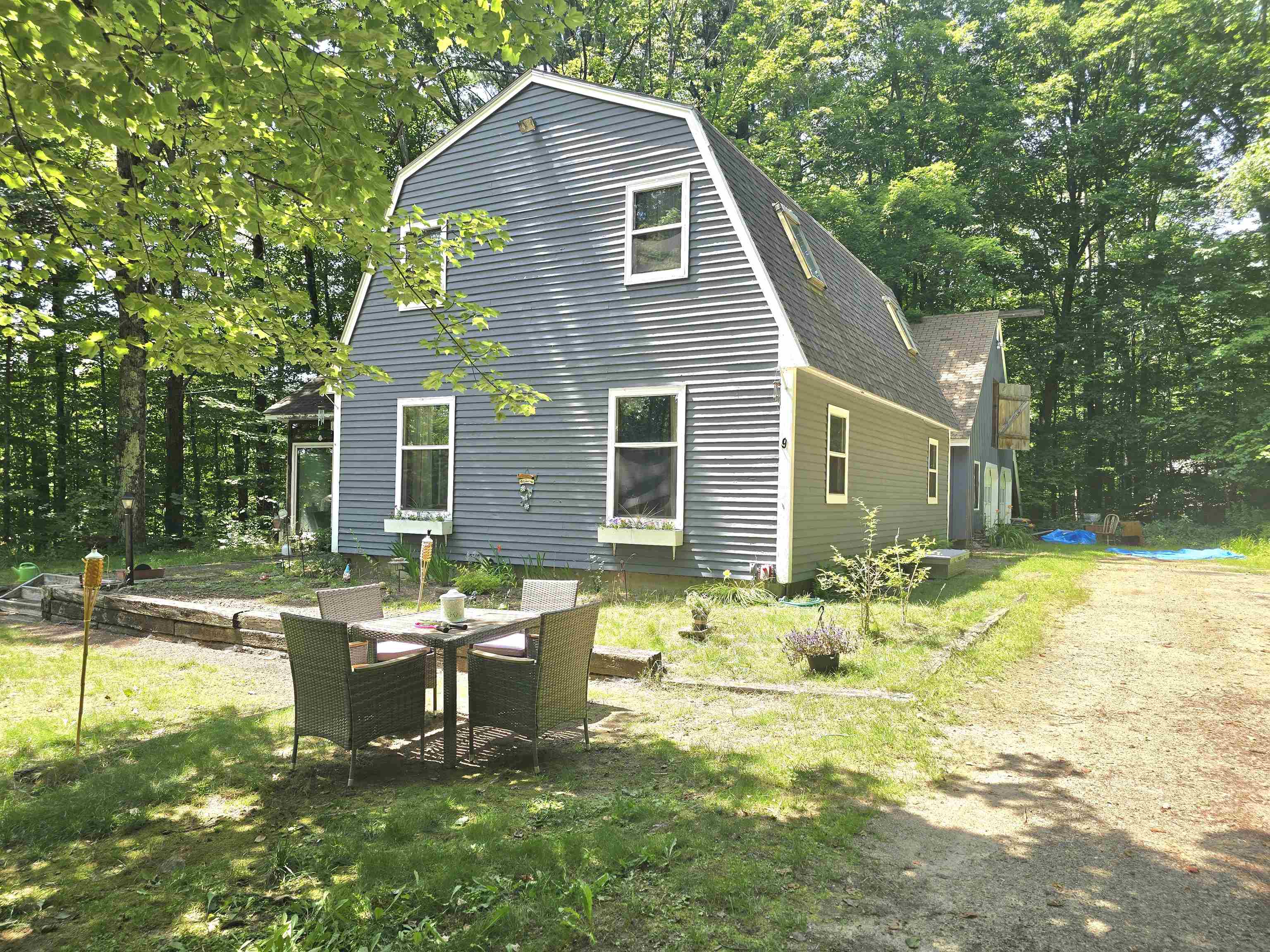 9 Burdett Rd, Bartlett, NH 03845