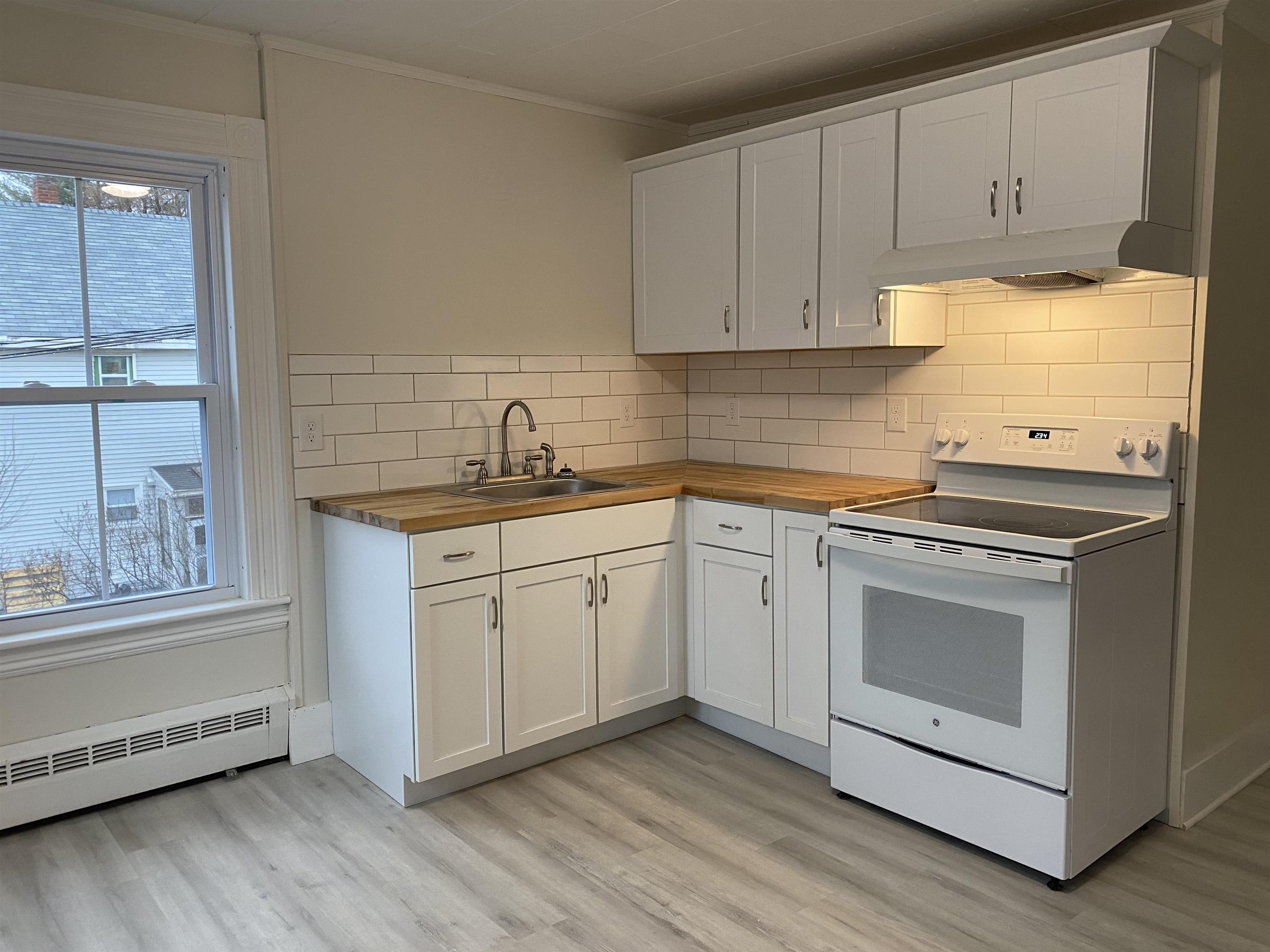 88 Bowman St, Laconia, NH 03246