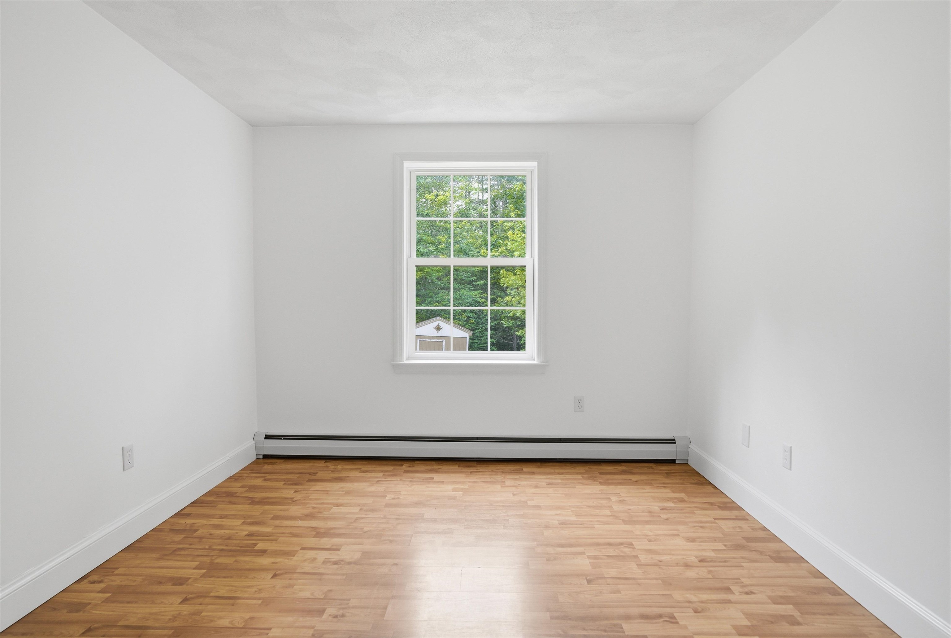 6 Birch Ct, Raymond, NH 03077
