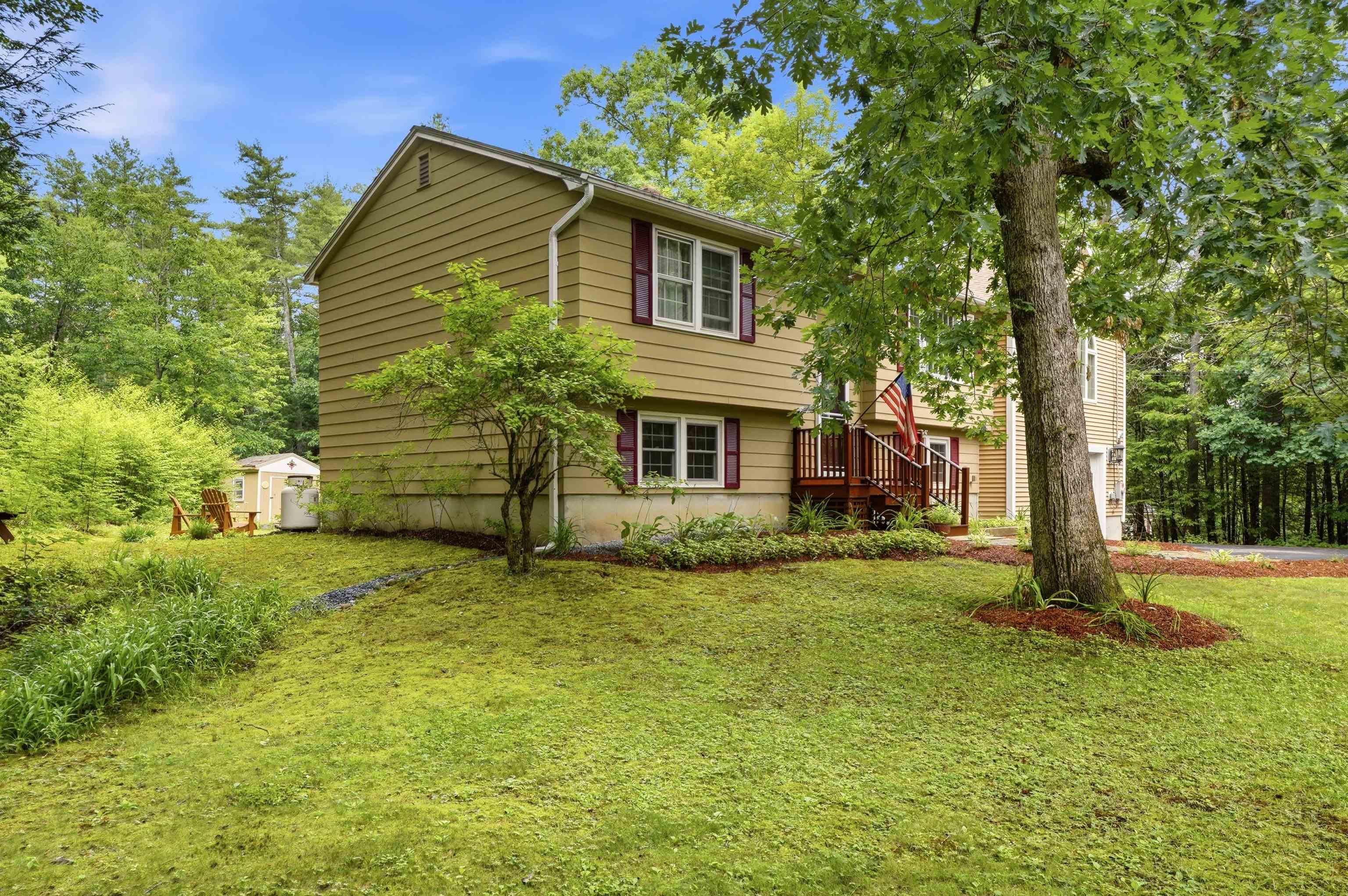 6 Birch Ct, Raymond, NH 03077