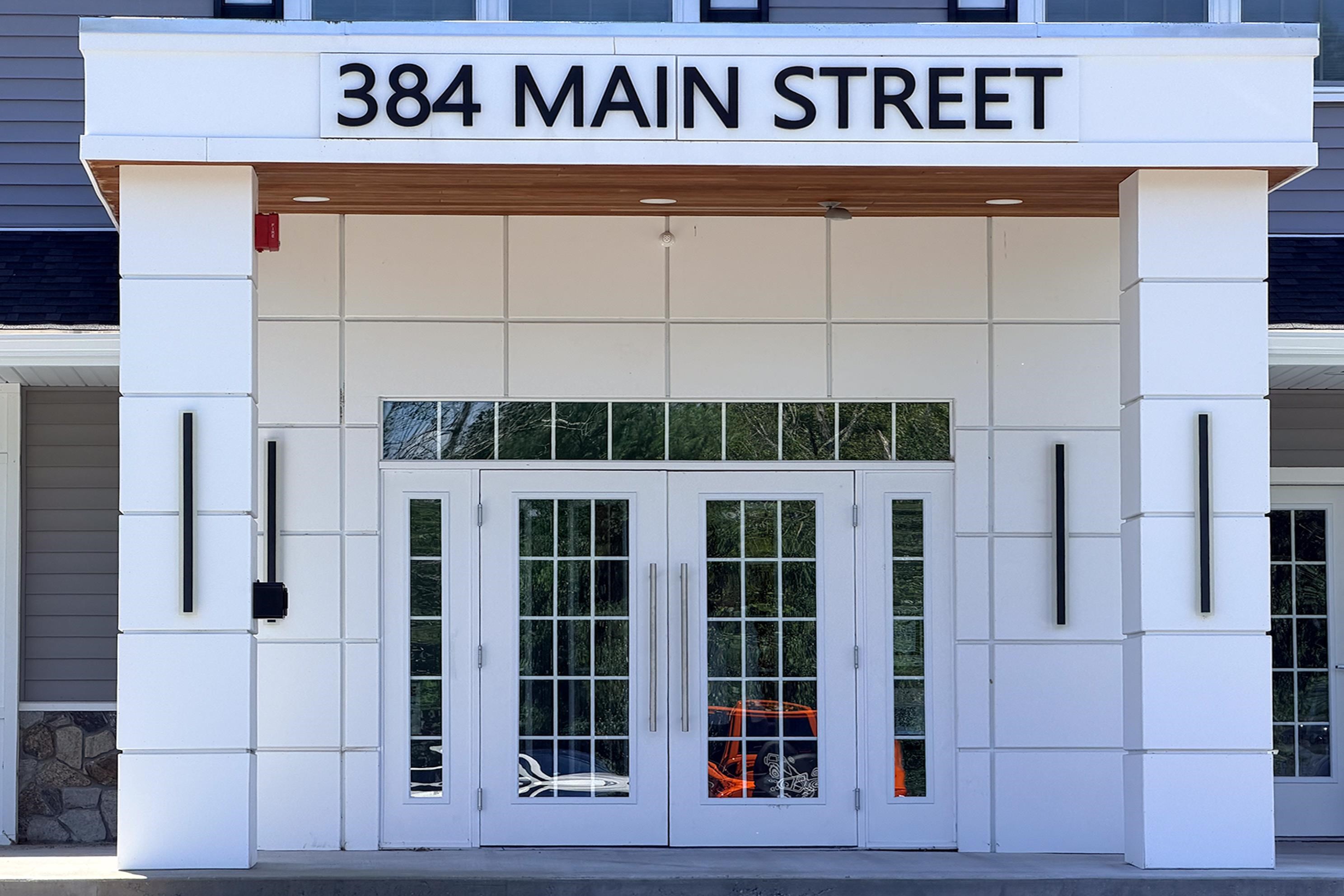 384 Main St #207, Salem, NH 03079