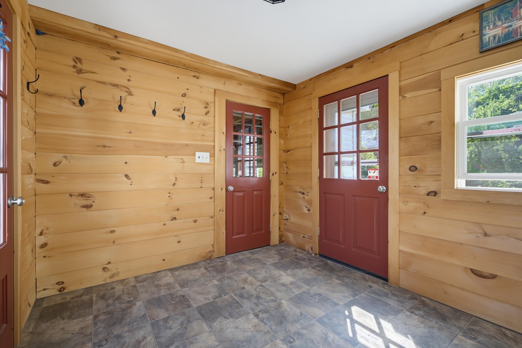 51 Stone Hill Rd, Rumney, NH 03266
