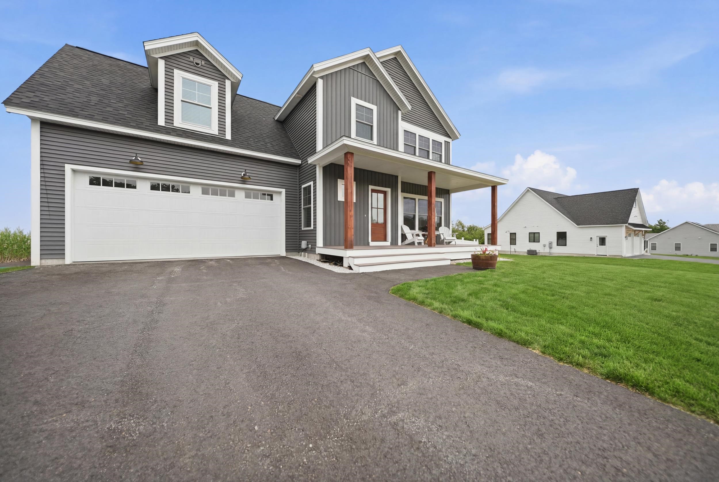418 Blane Cir, Pembroke, NH 03275