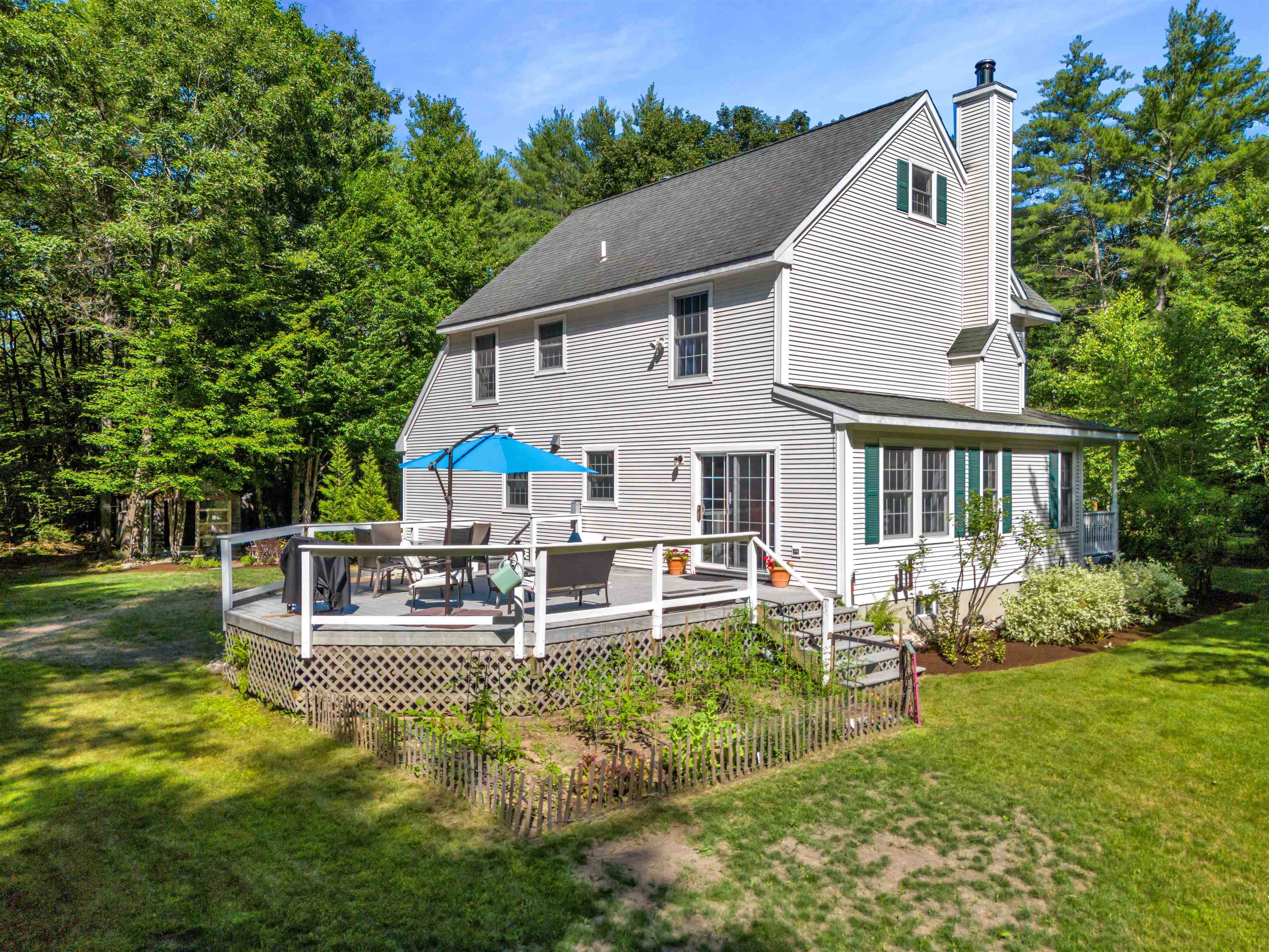 124 Riverwood Cir #2, Effingham, NH 03882