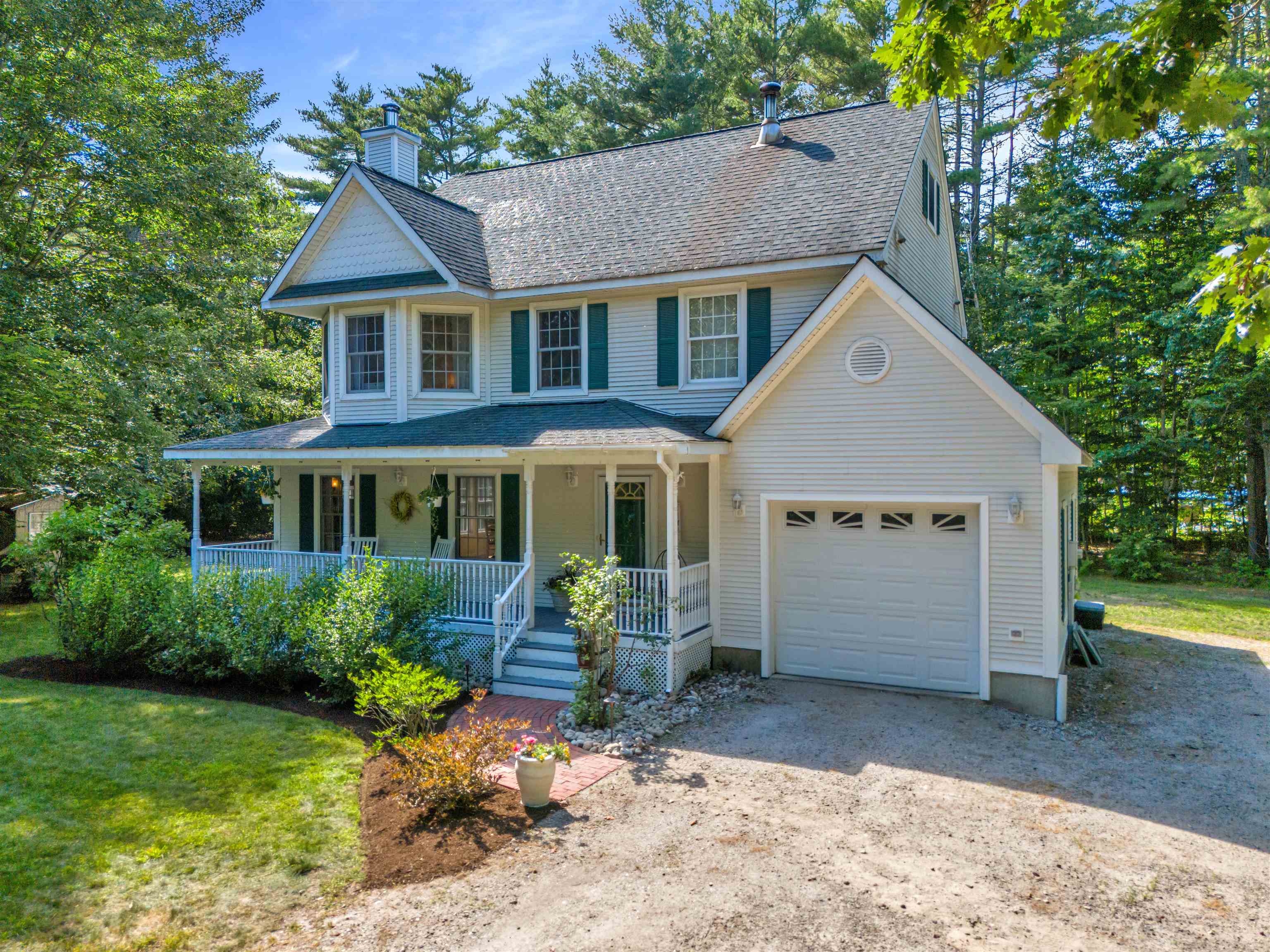 124 Riverwood Cir #2, Effingham, NH 03882