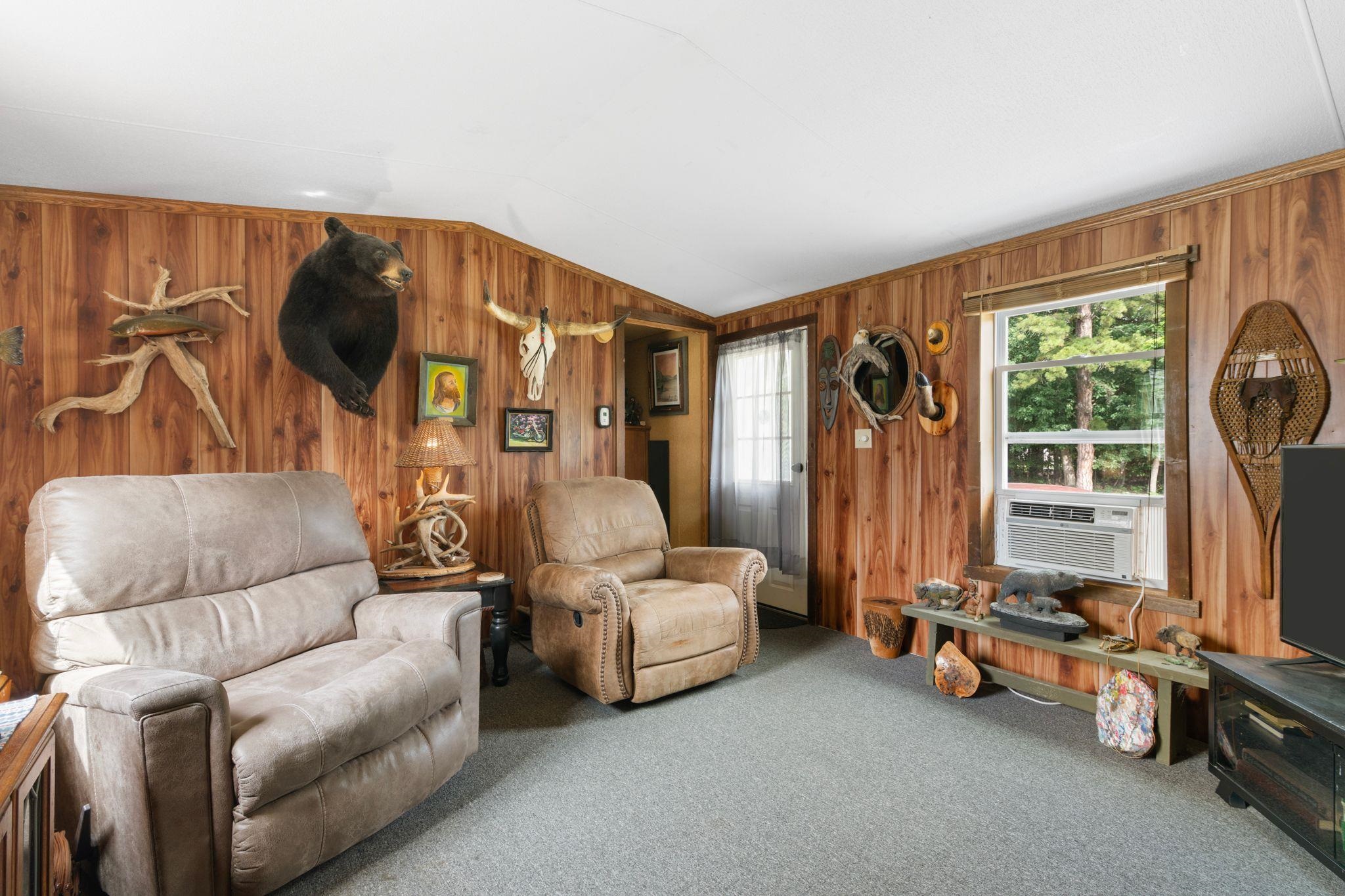 38 Pine St, Hinsdale, NH 03451
