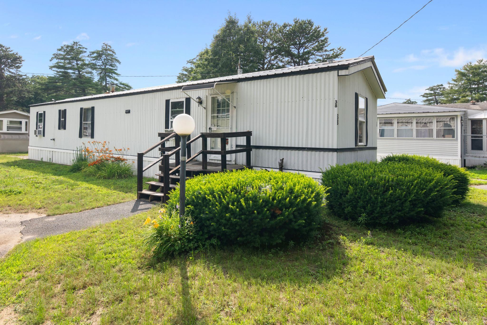 38 Pine St, Hinsdale, NH 03451