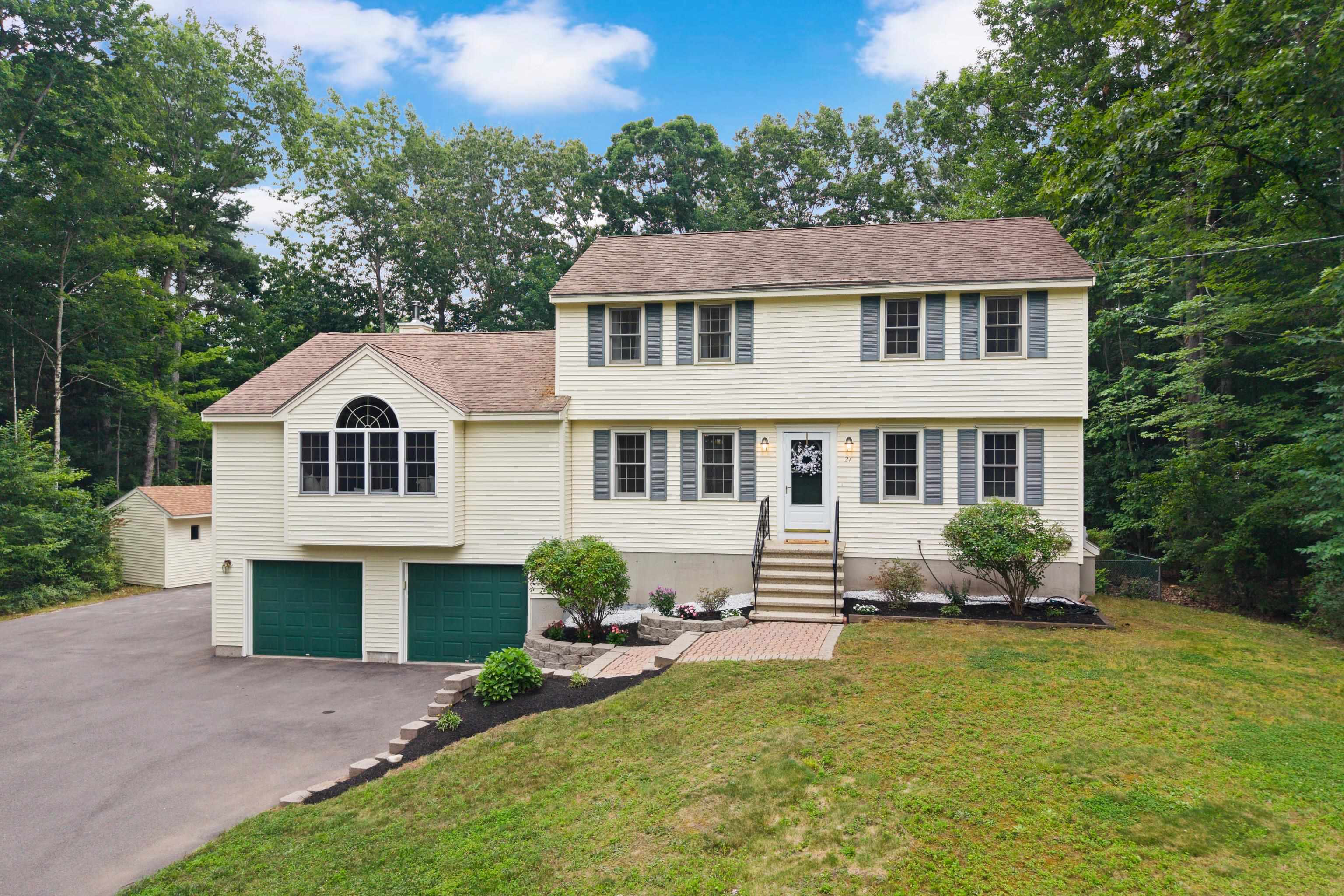 21 Kristin Dr, Derry, NH 03038