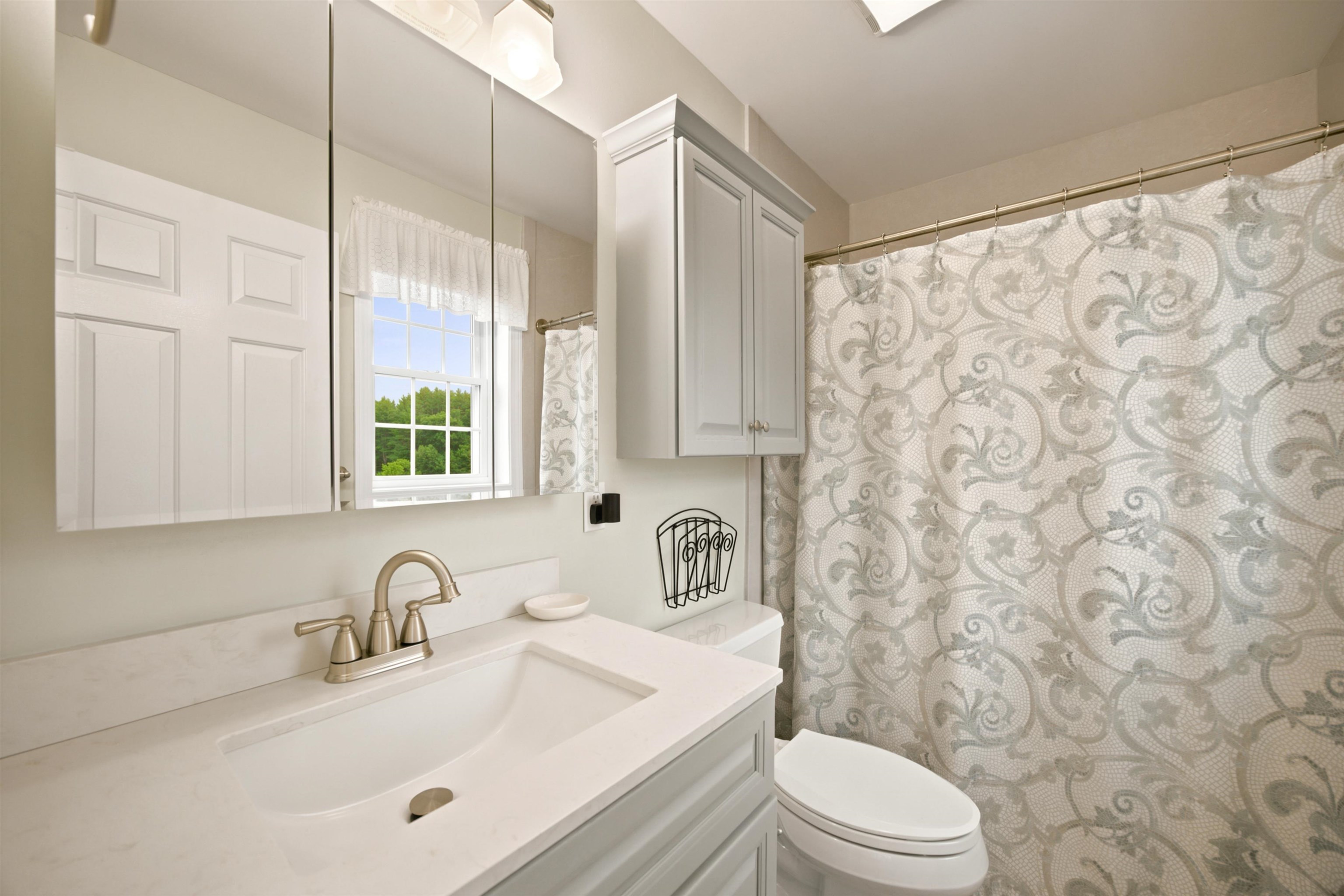 Full Bath