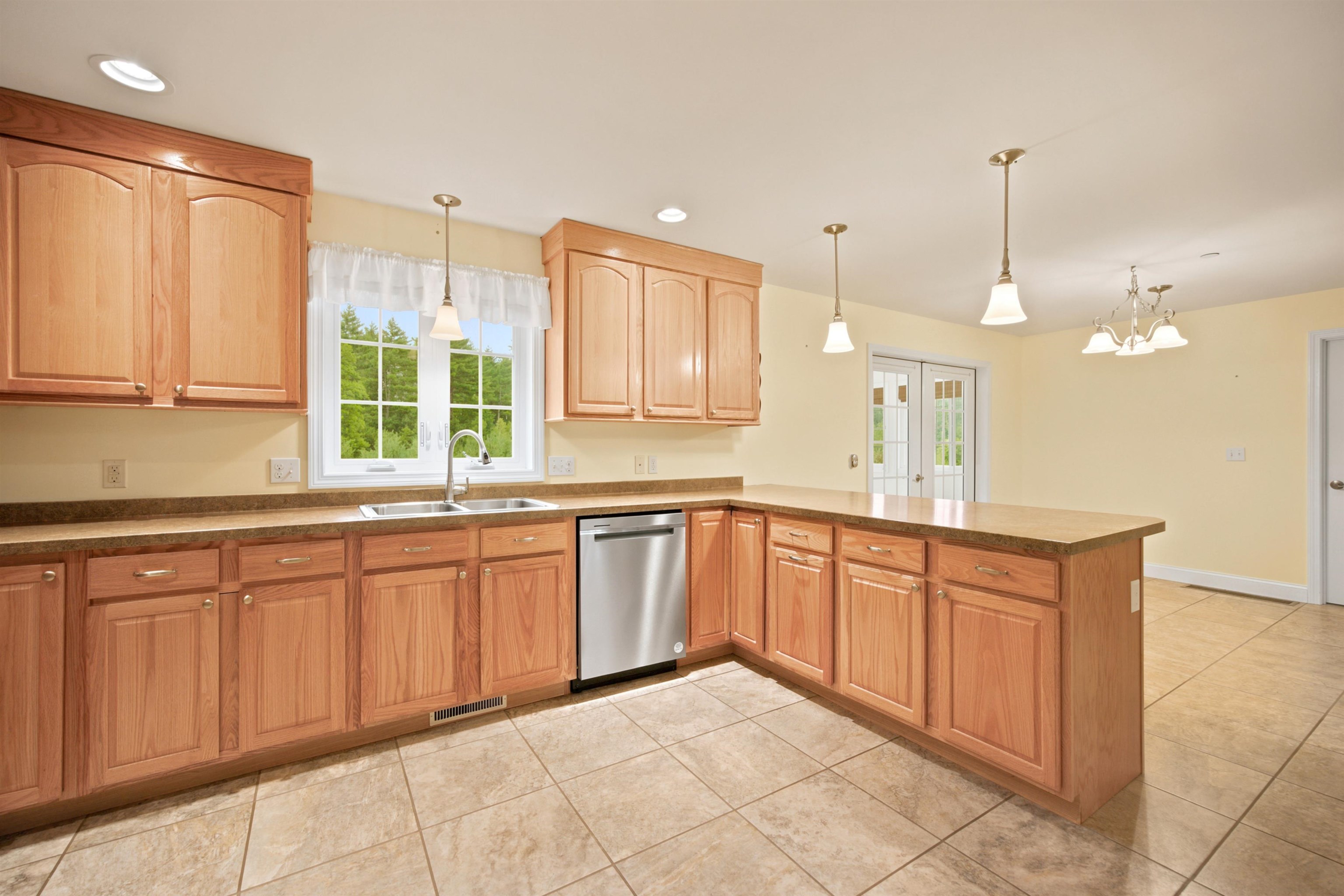 Lots of beautiful cabinets