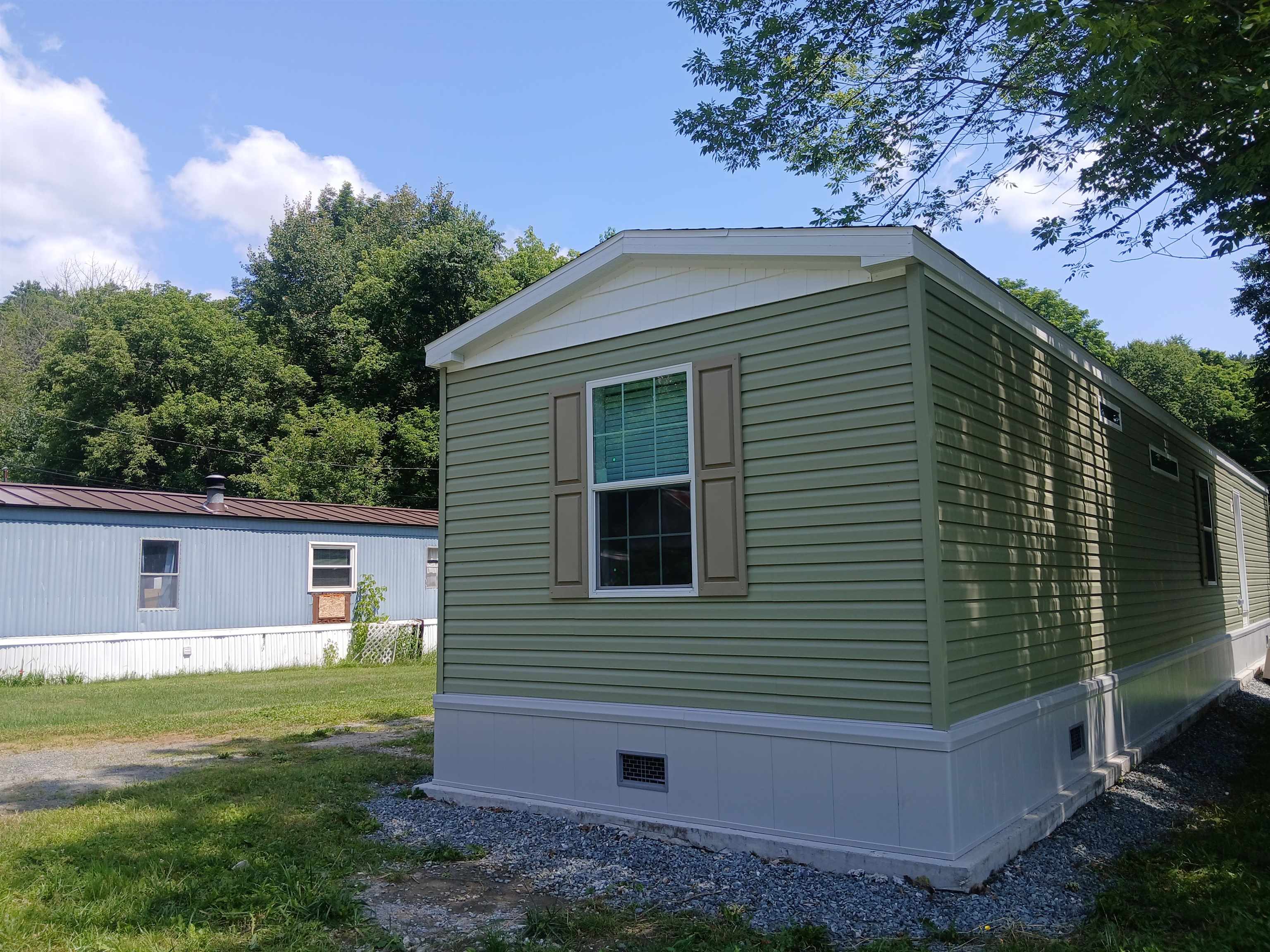 10 Daniels Dr, Enfield, NH 03748