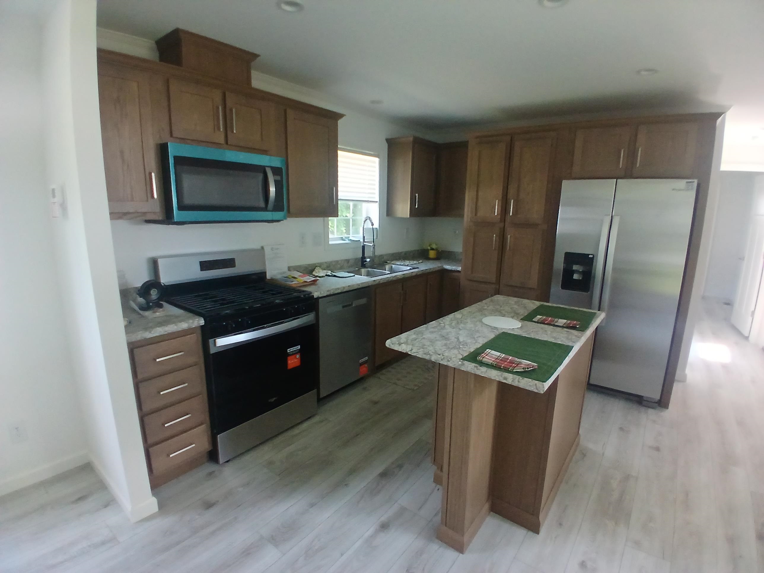 10 Daniels Dr, Enfield, NH 03748