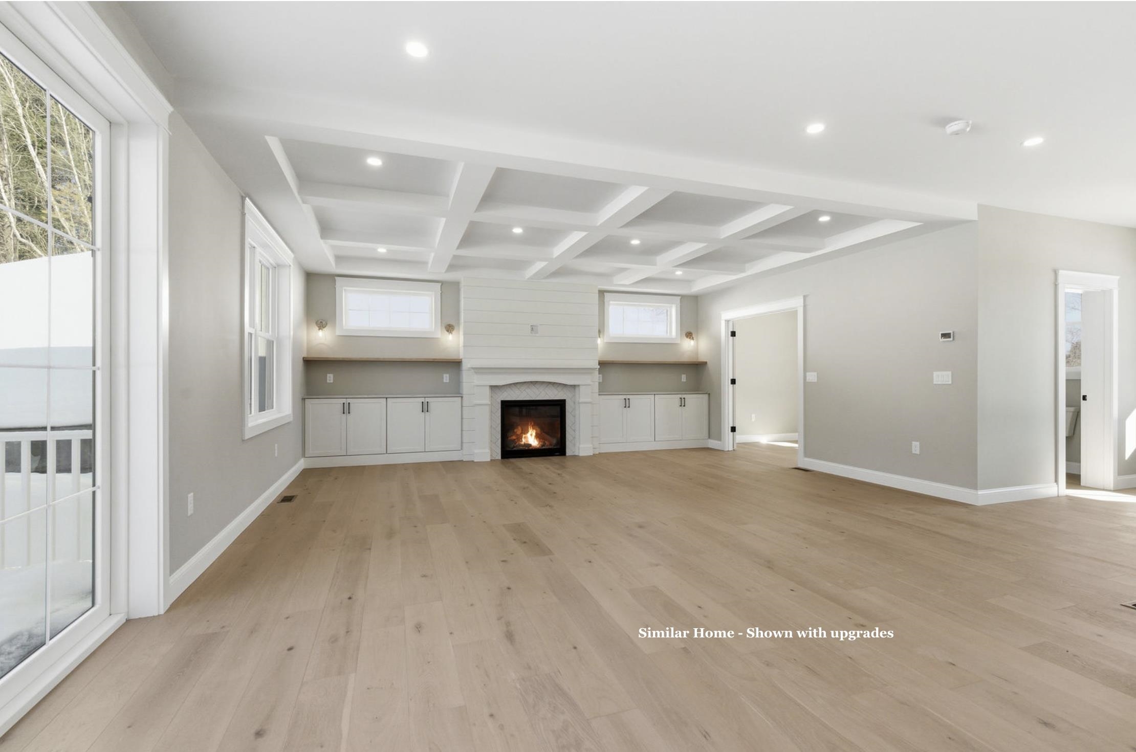 14 Legacy Ln, Stratham, NH 03885