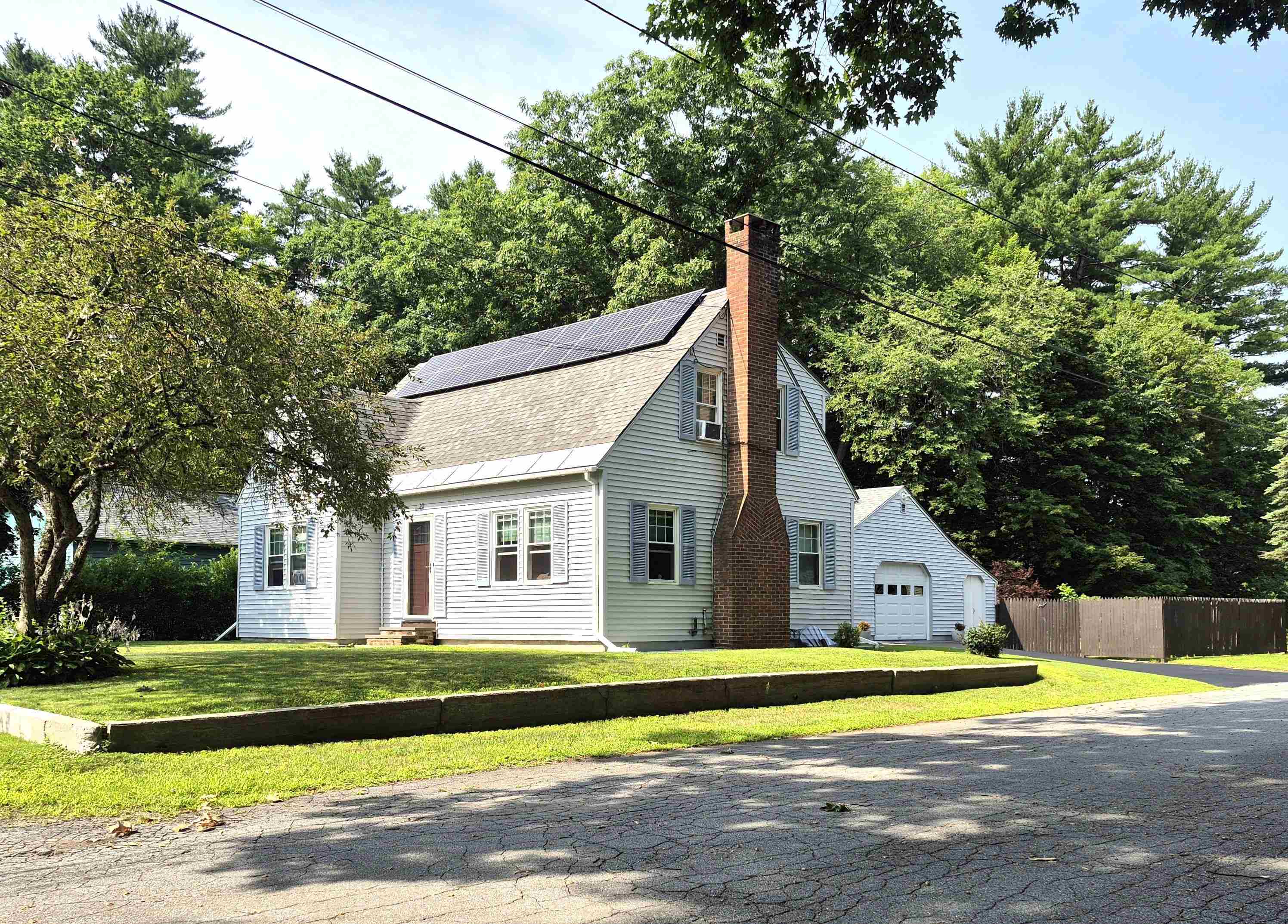 20 Bay Street, Claremont, NH photo 2