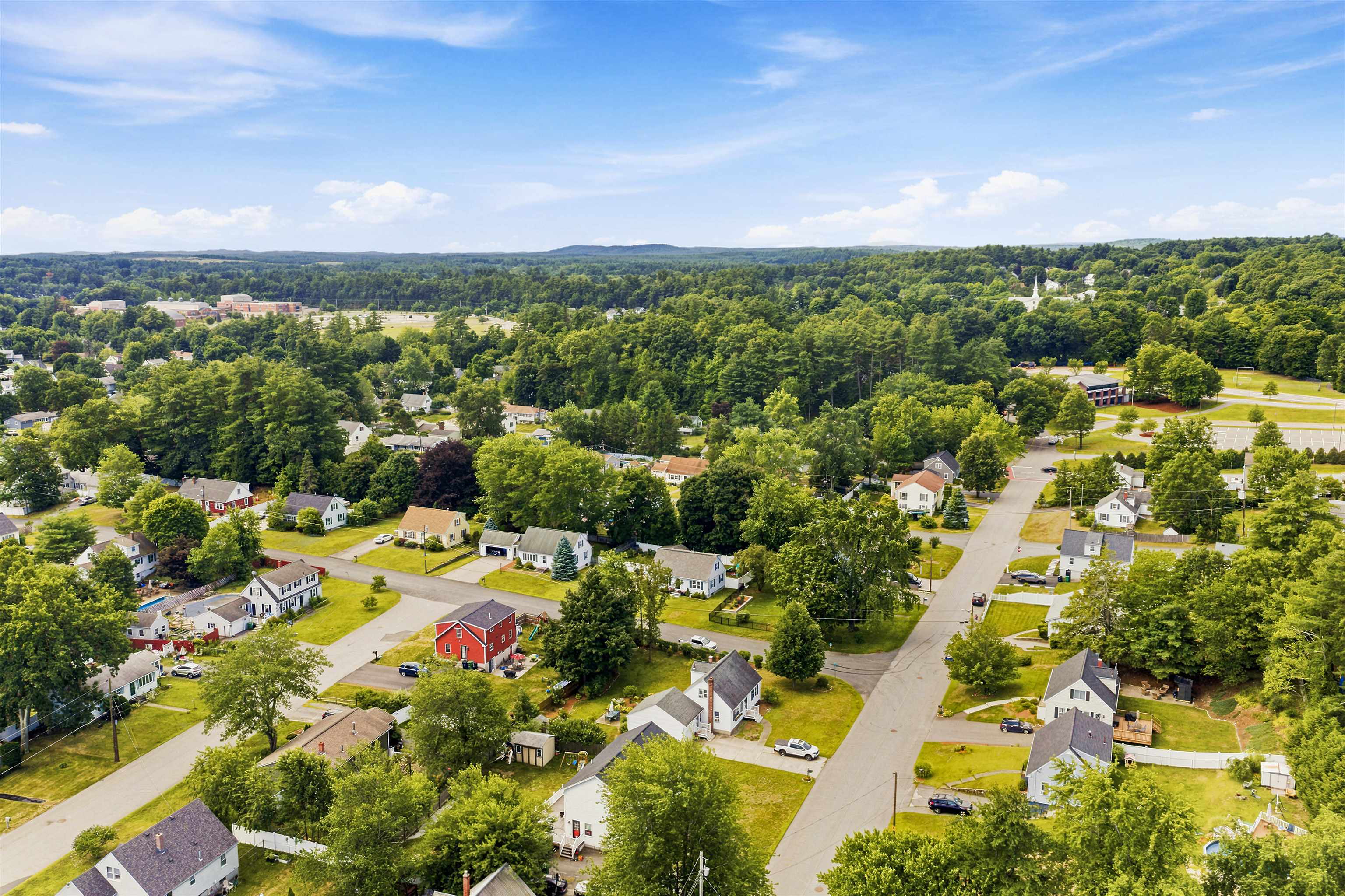 21 Carmine Rd, Nashua, NH 03063