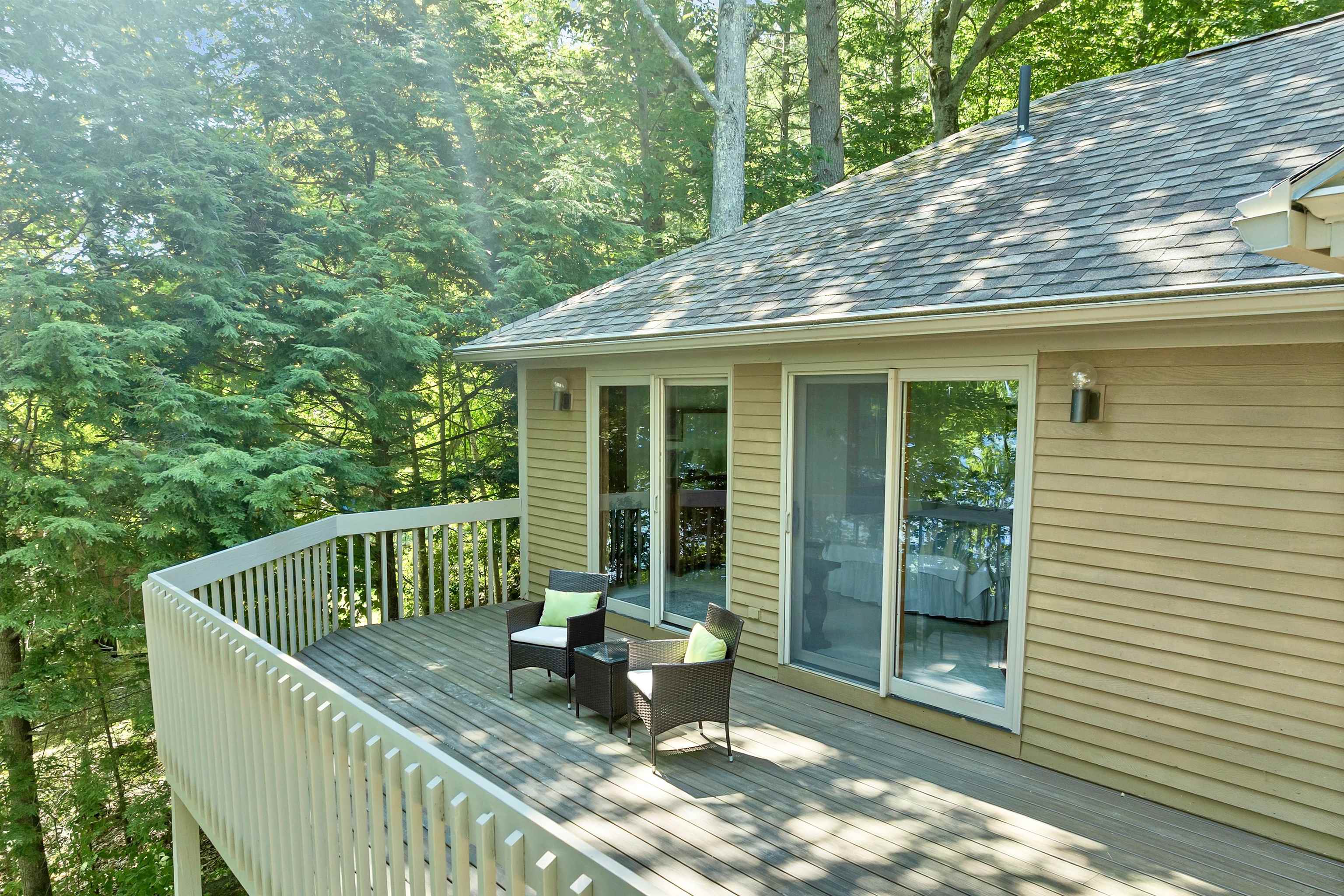 6 Wyanoke Gate Ln, Wolfeboro, NH 03894