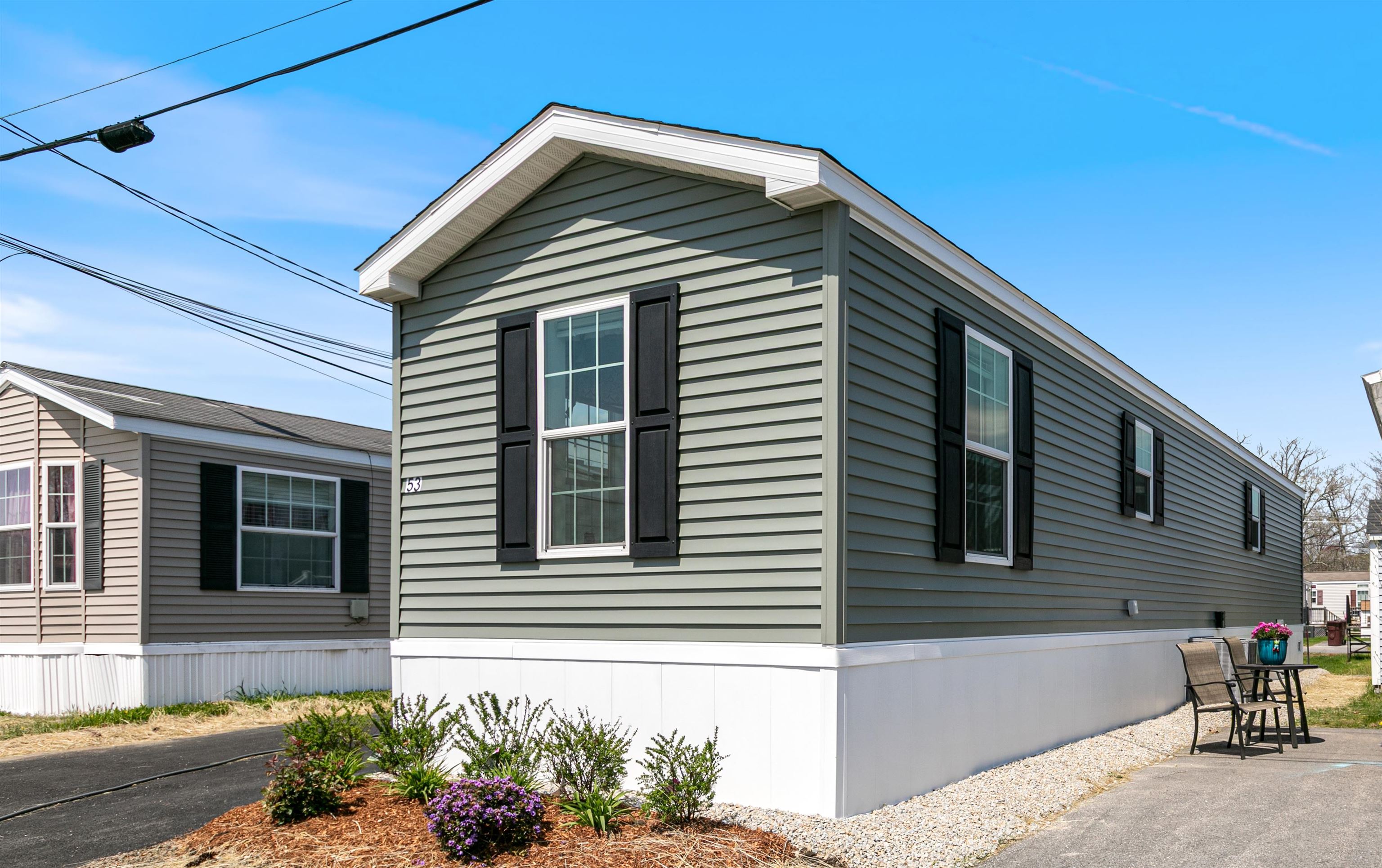 53 Brookwood Dr, Salem, NH 03079
