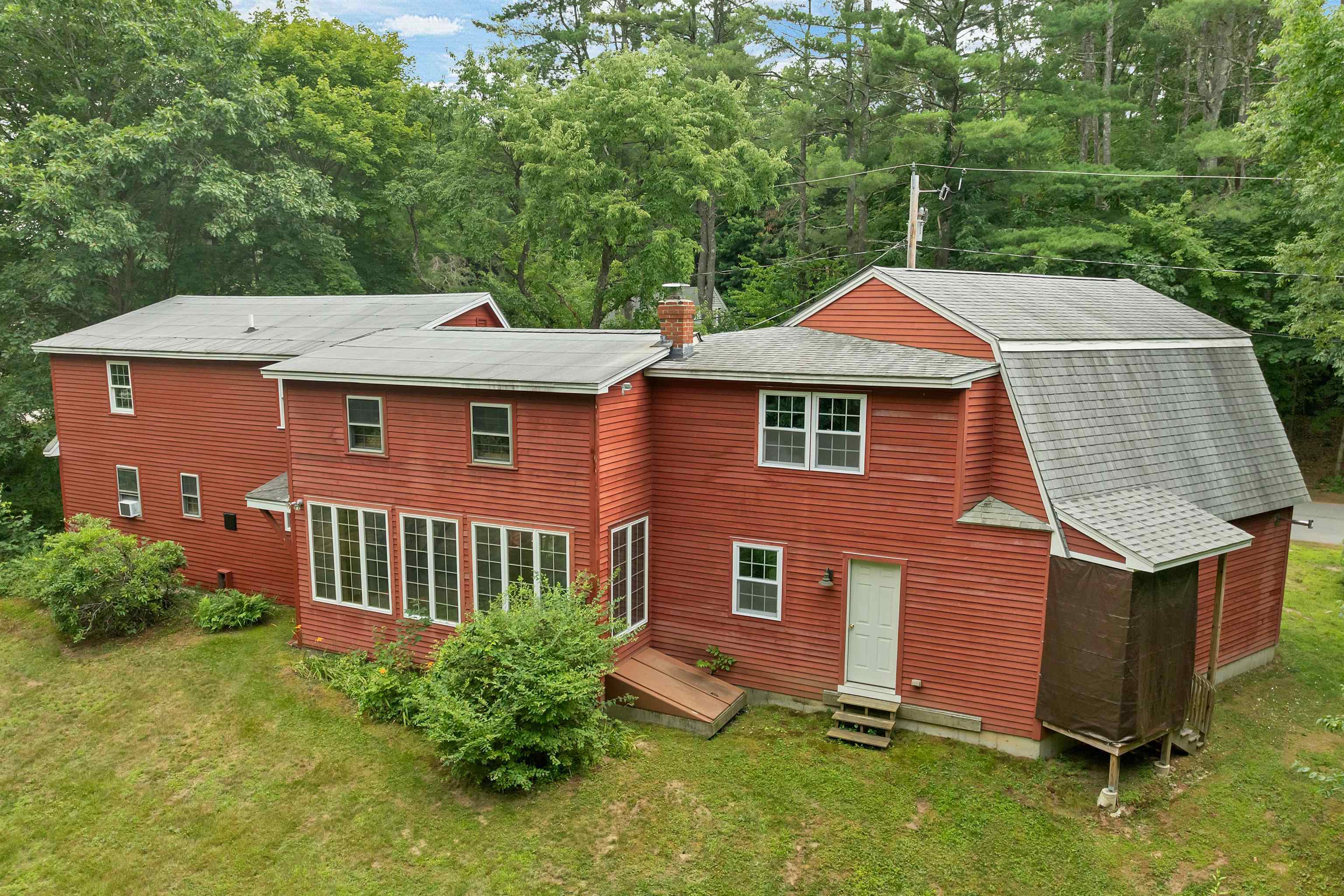 4 Highland Ave, Goffstown, NH 03045