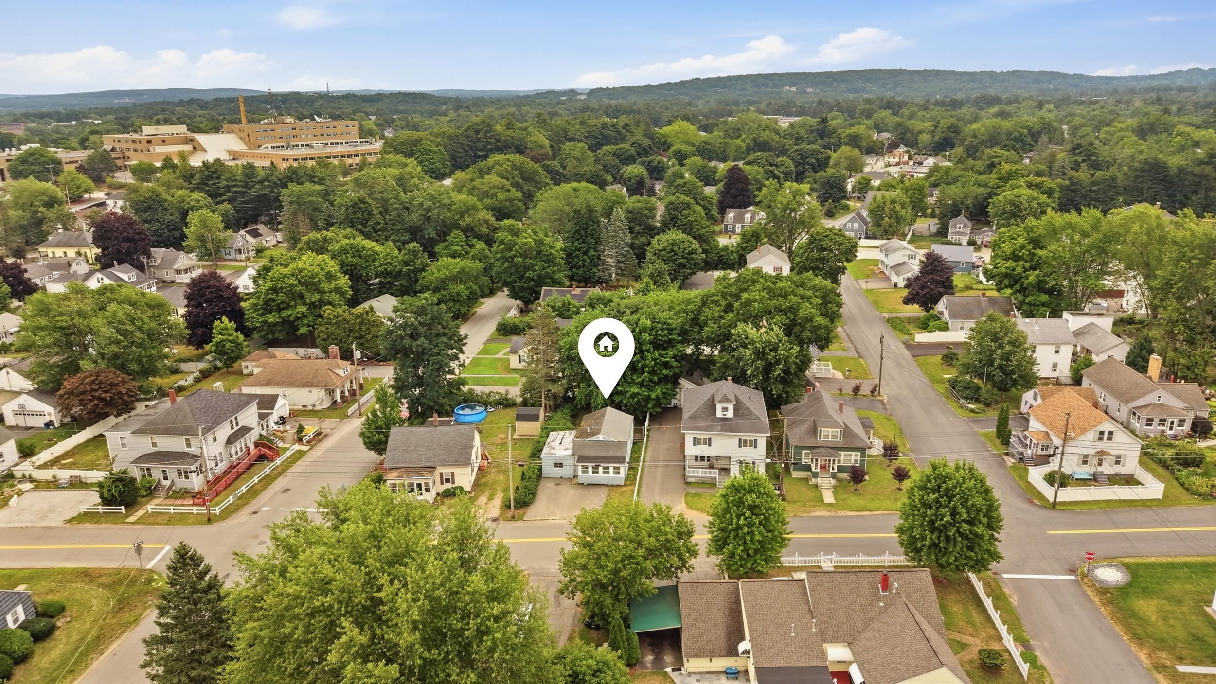 28 New Dunstable Rd, Nashua, NH 03060