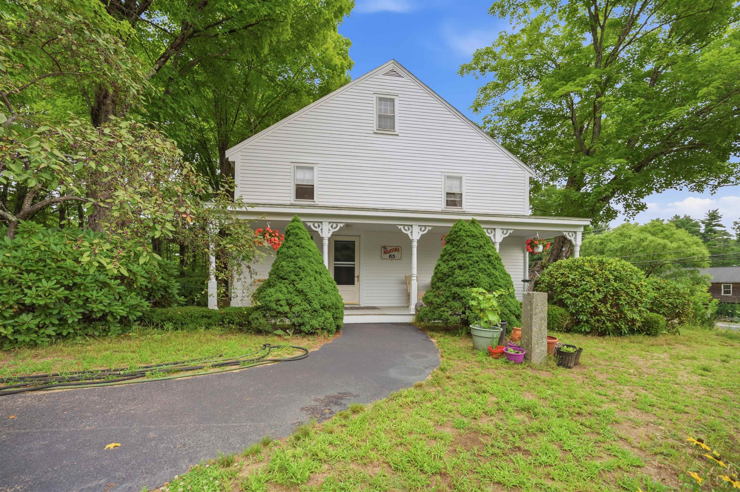 65 Chester Rd, Raymond, NH 03077