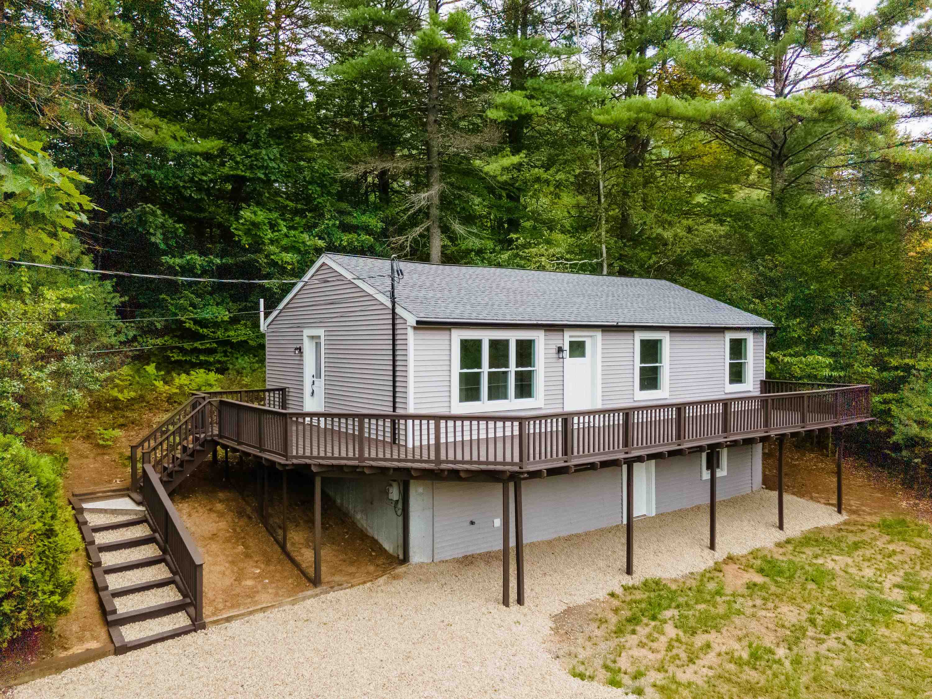 Photo 2 of Single family home for sale at 17 Fairway Dr, New Hampton, NH 03256 | MLS# 5101159 | Listing updated on 2026-09-17