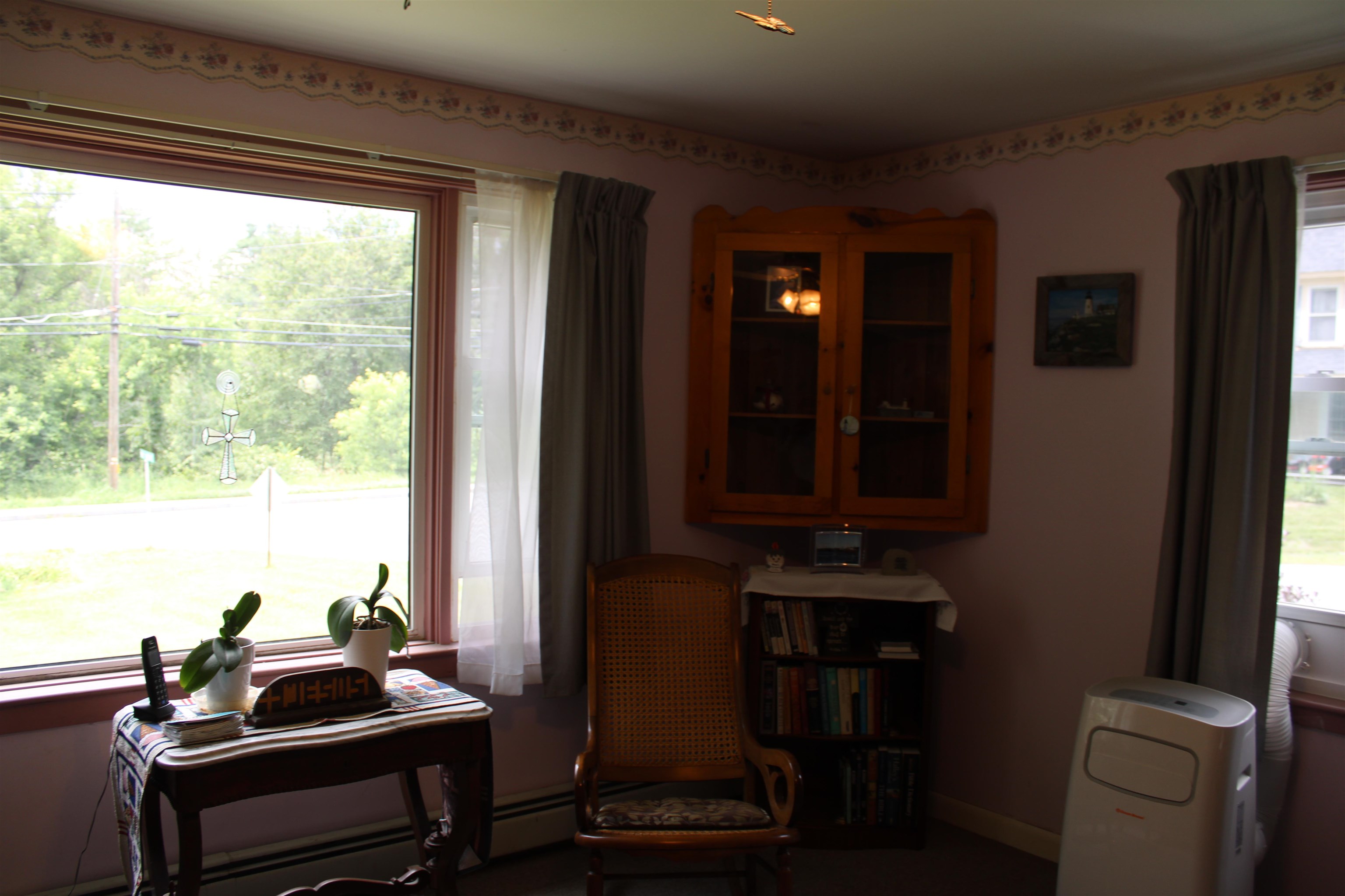 8 Holly Hts, Whitefield, NH 03598