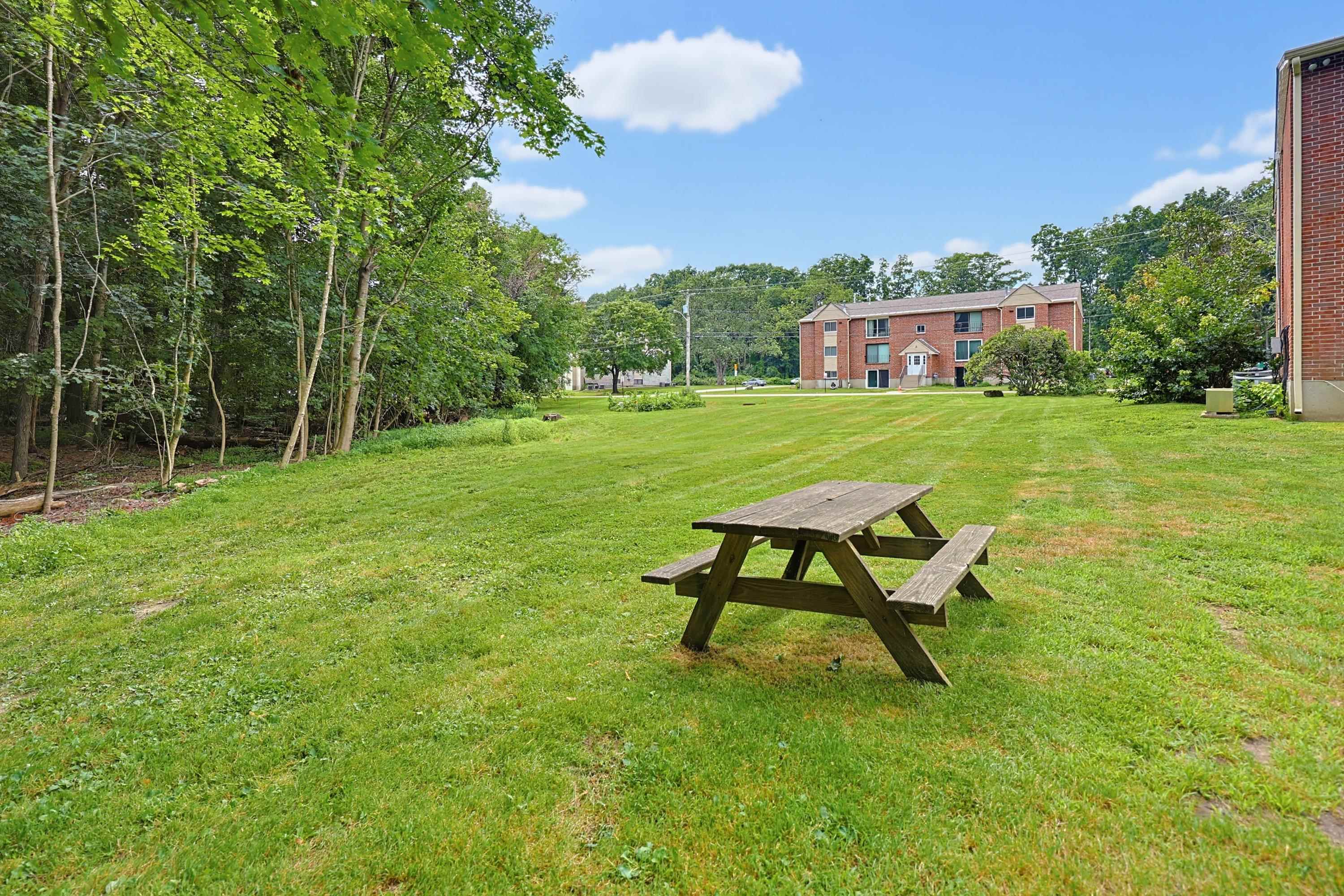 6 Brookside Dr #2, Exeter, NH 03833