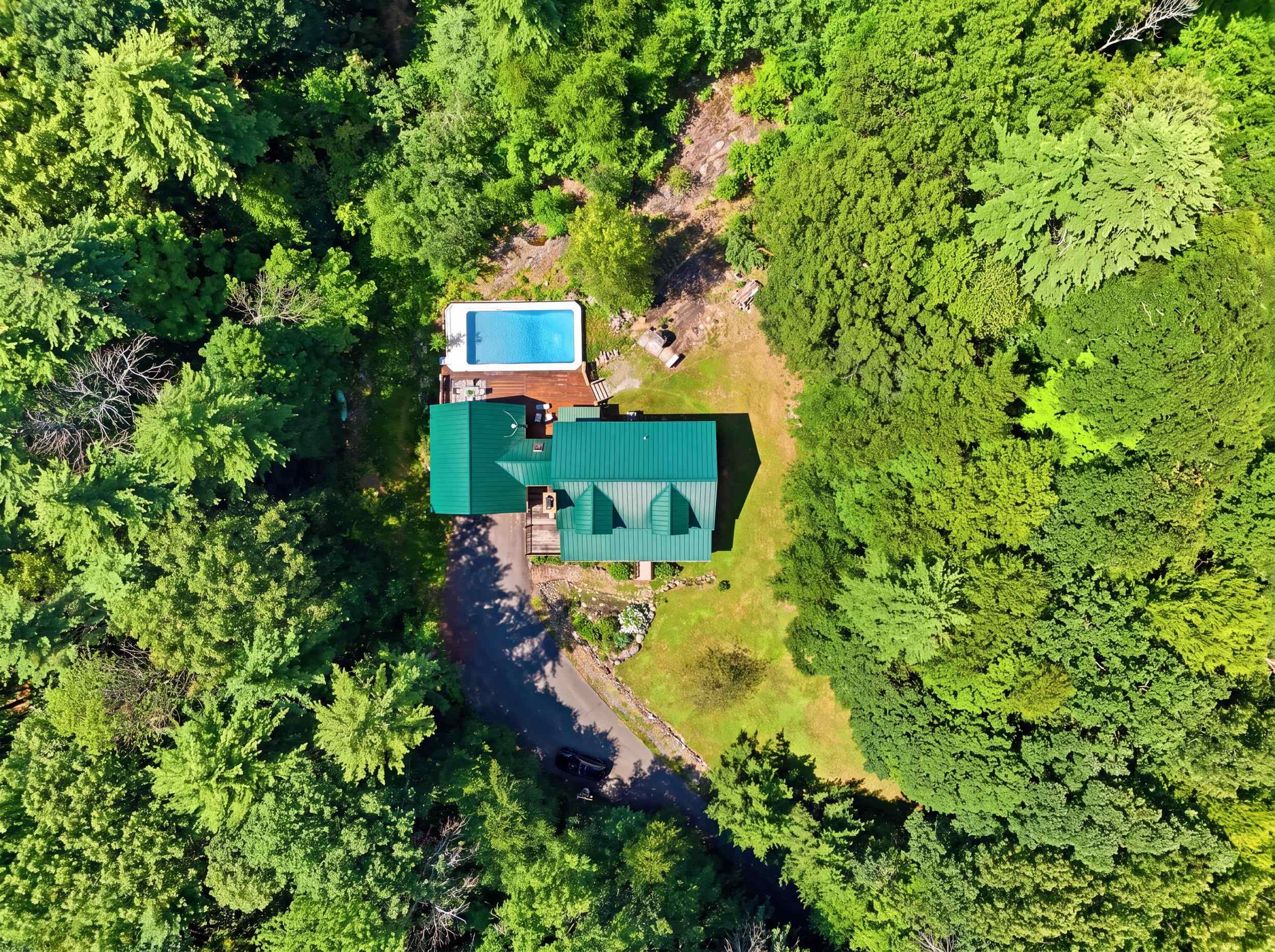 120 North Shore Rd, Derry, NH 03038