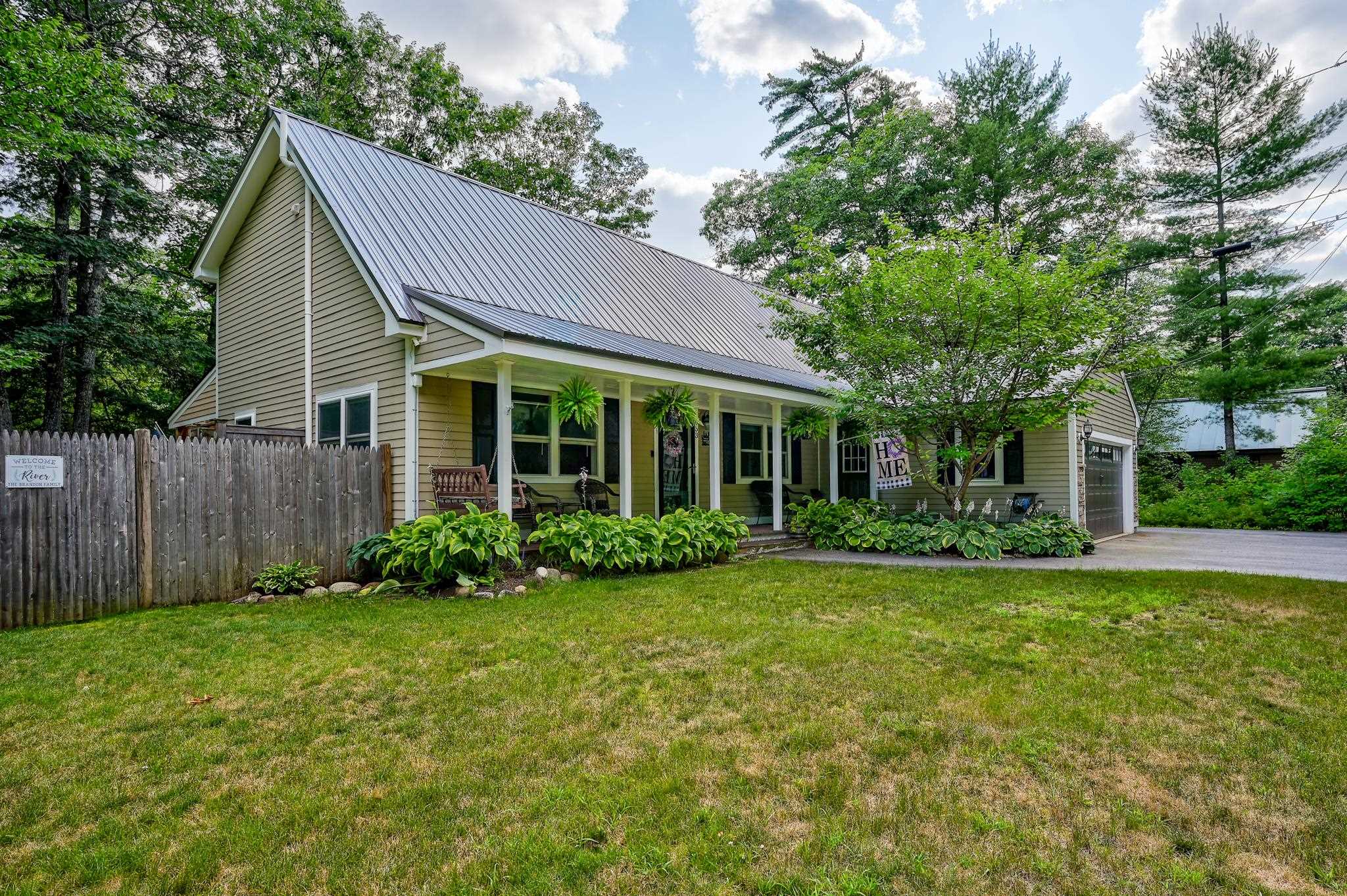 633 Cobb Farm Rd, Harts Location, NH 03812