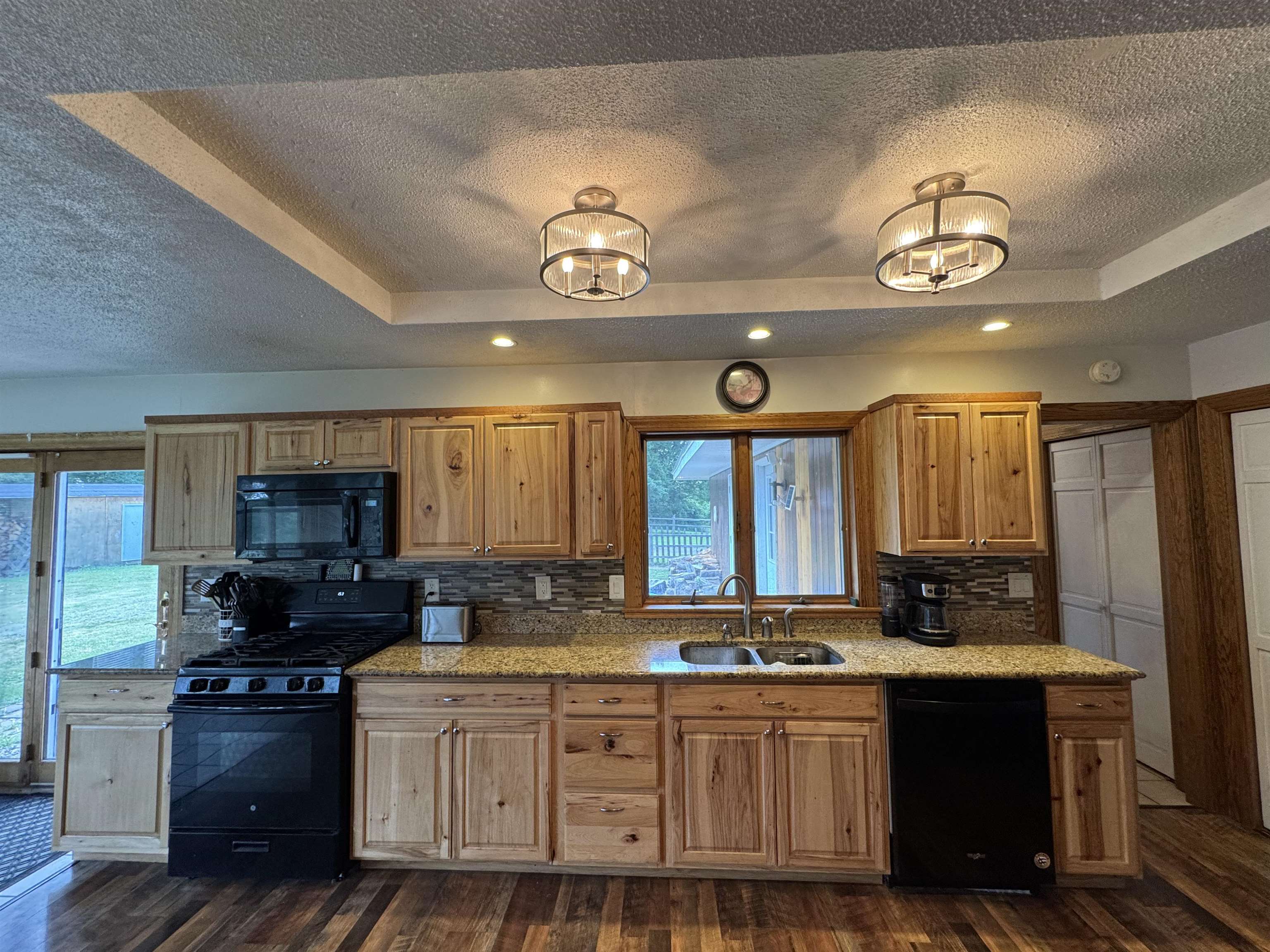Photo 4 of Single family home for sale at 537 Memphremagog Vws, Newport, VT 05855 | MLS# 5101257 | Listing updated on 2026-09-16